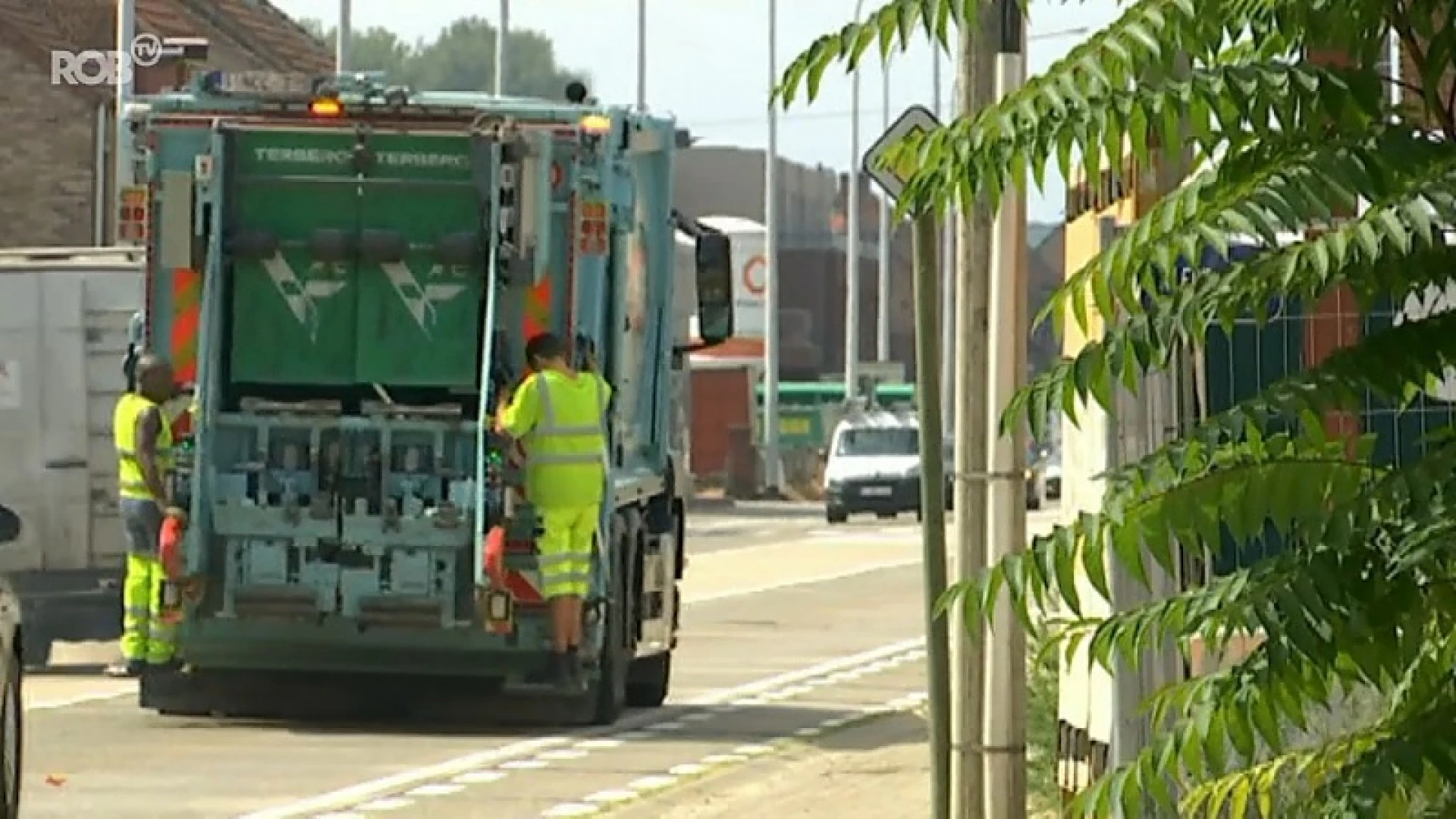 Lubbeek zet camera's op vuilniswagens