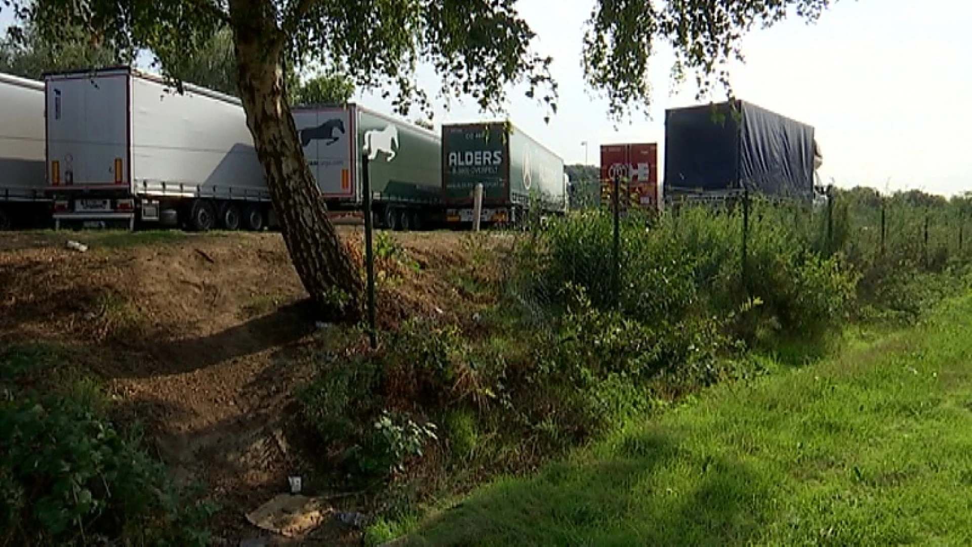 Omheining rond snelwegparking in Rotselaar komt er pas volgend jaar