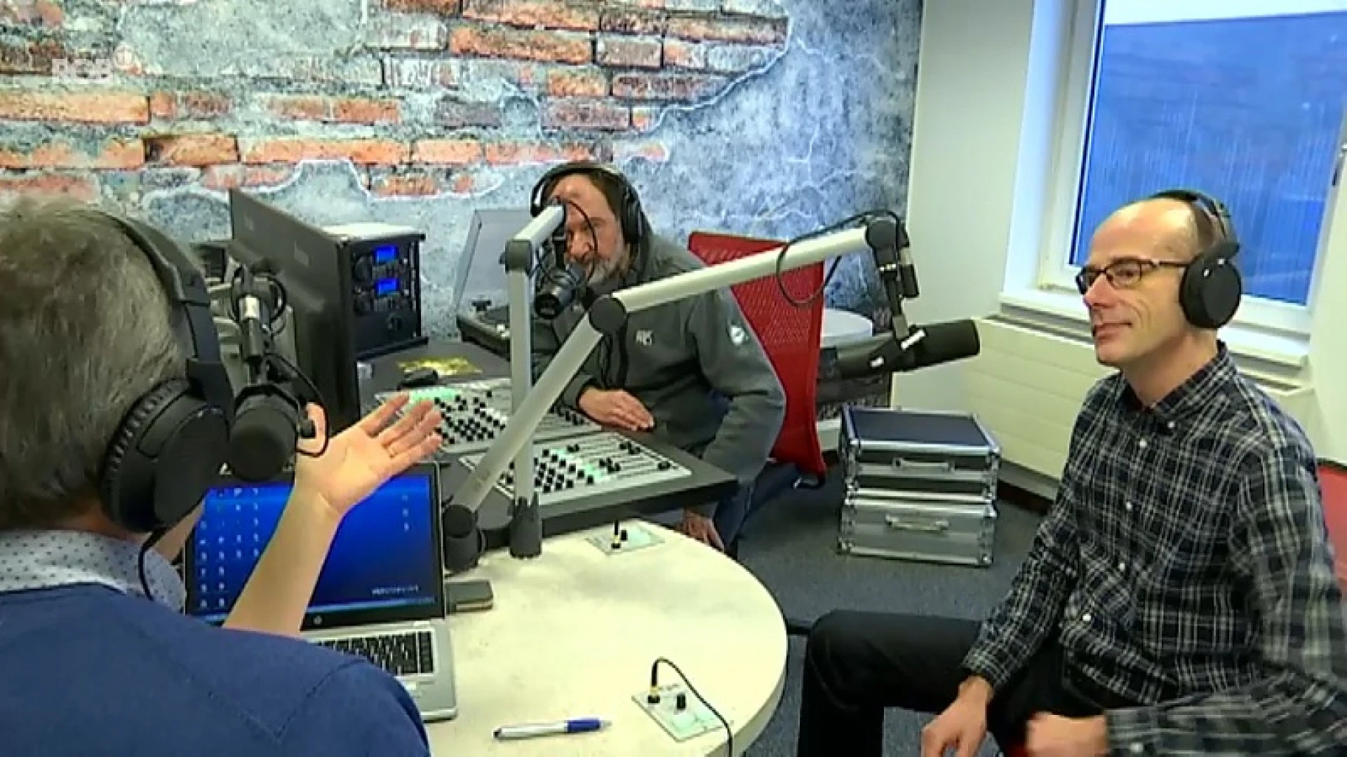 Stukje Leuvense radiogeschiedenis keert terug: Radio Singjaal met en over retromuziek