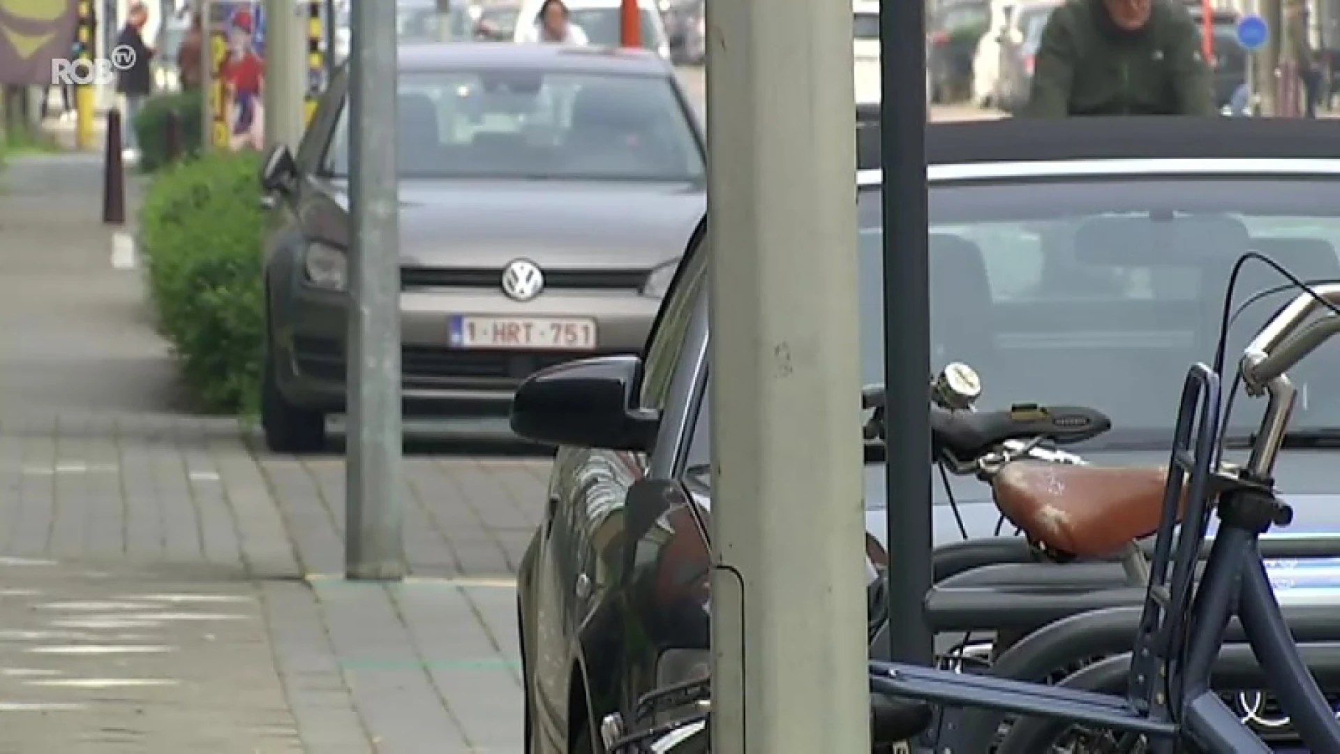 Moeten parkeerplaatsen langs steenweg in Leuven plaatsmaken voor trambussen?