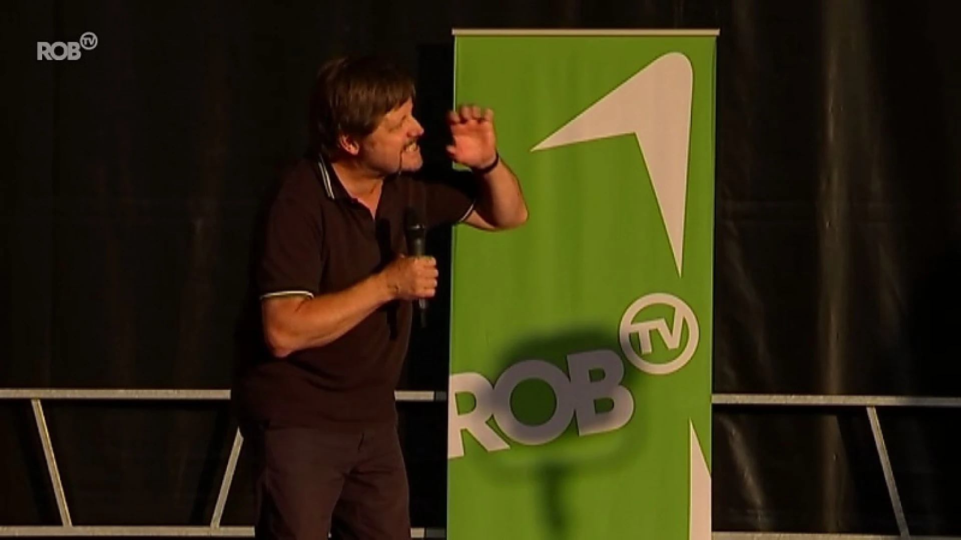 Nigel Williams trapt de ROB-tv Vertellingen op gang