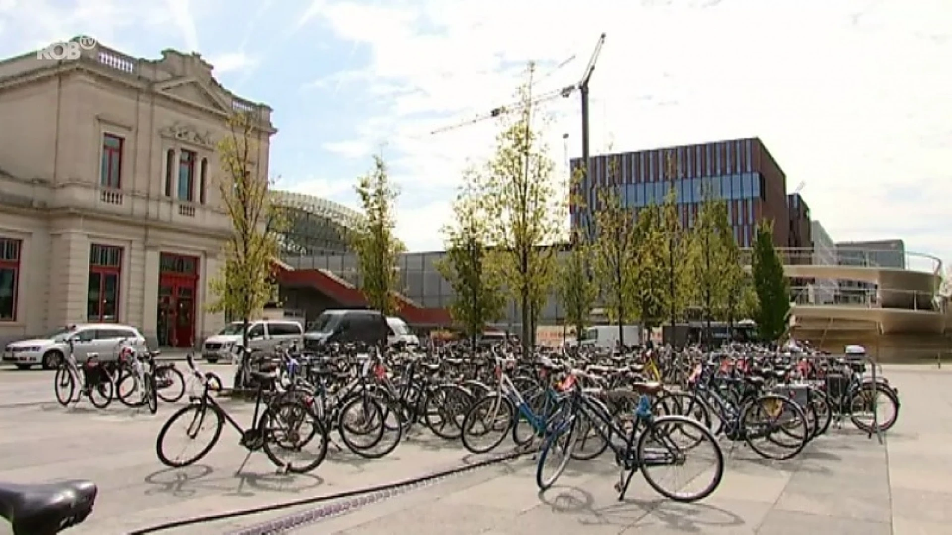 Leuvense fietsers zijn gewaarschuwd: politie en stad doen opruimactie op Martelarenplein