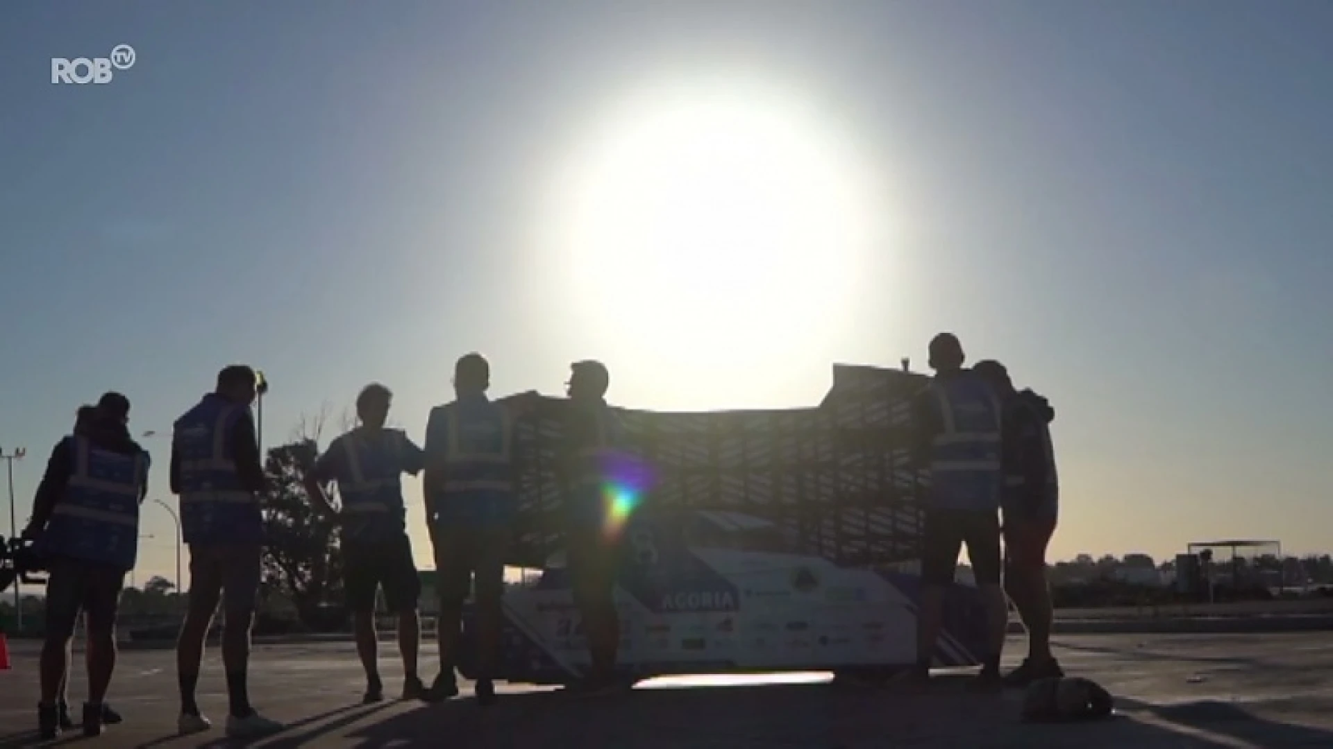 Leuvens Solar Team rukt na crash concurrenten op naar plaats twee
