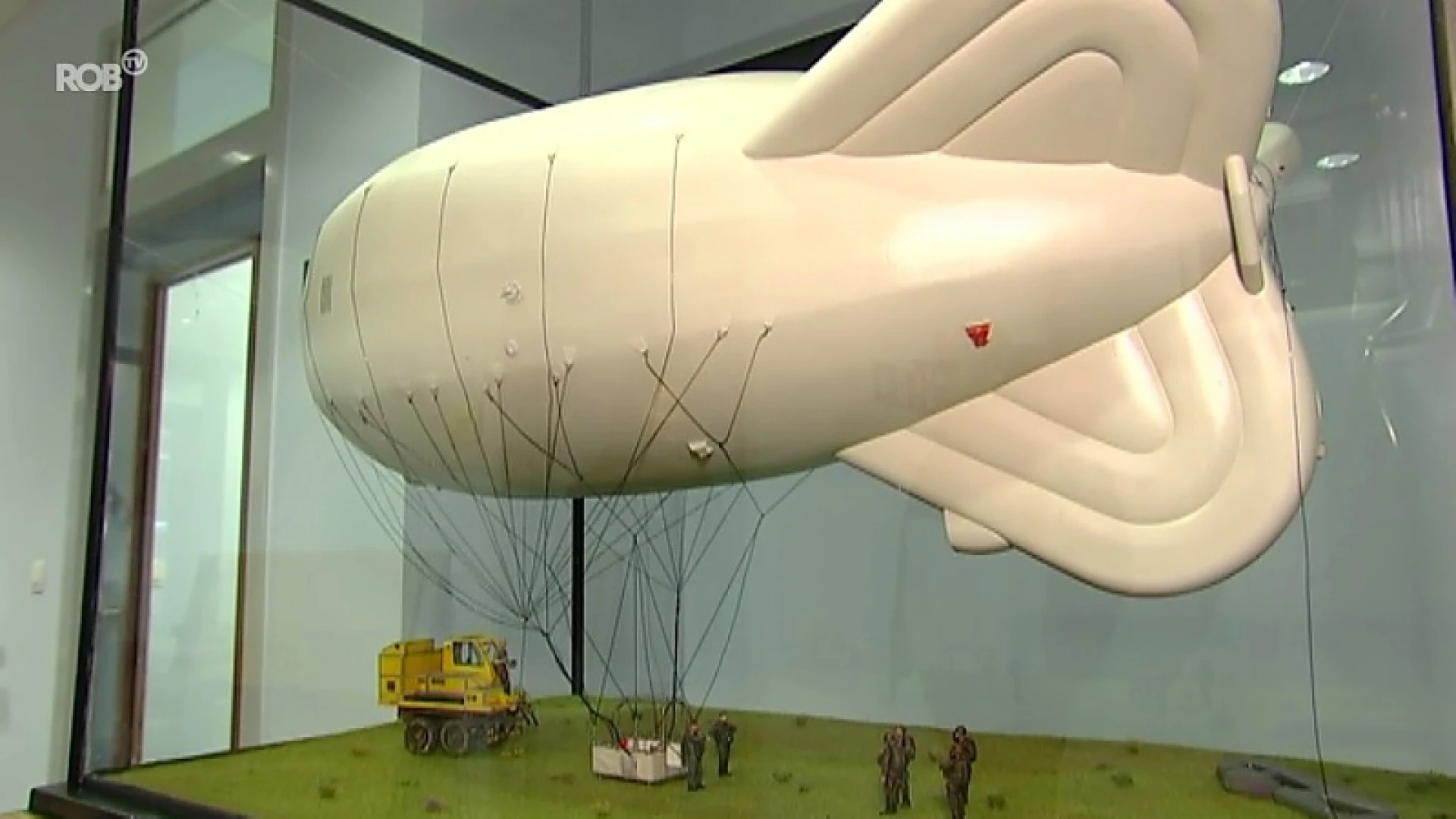 3186 uur werk voor miniatuurversie van het varken: de bekende ballon boven Schaffen