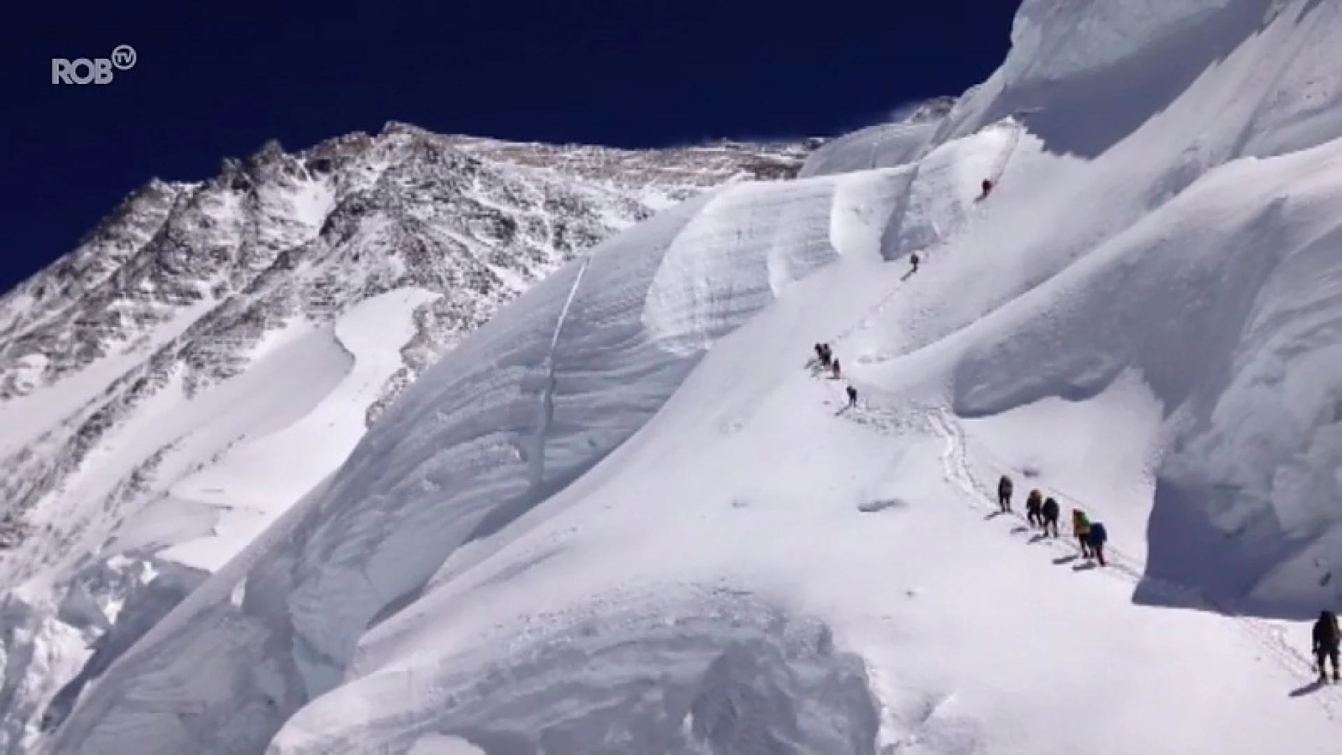 Bergbeklimster Sofie Lenaerts terug thuis na voltooien 'Seven Summits': "Mountains are calling"