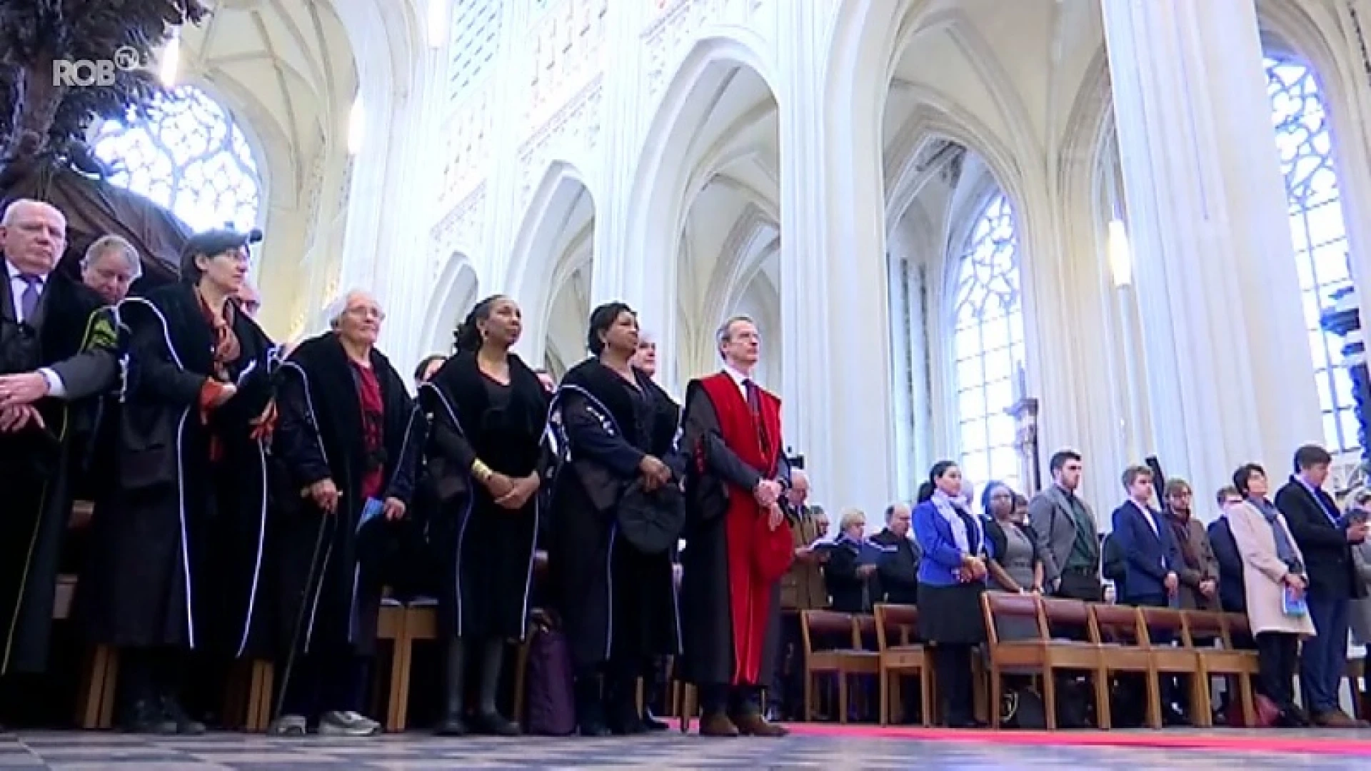 KU Leuven reikt eredoctoraat uit aan 5 vrouwen met bijzondere wetenschappelijke, culturele of maatschappelijke prestaties