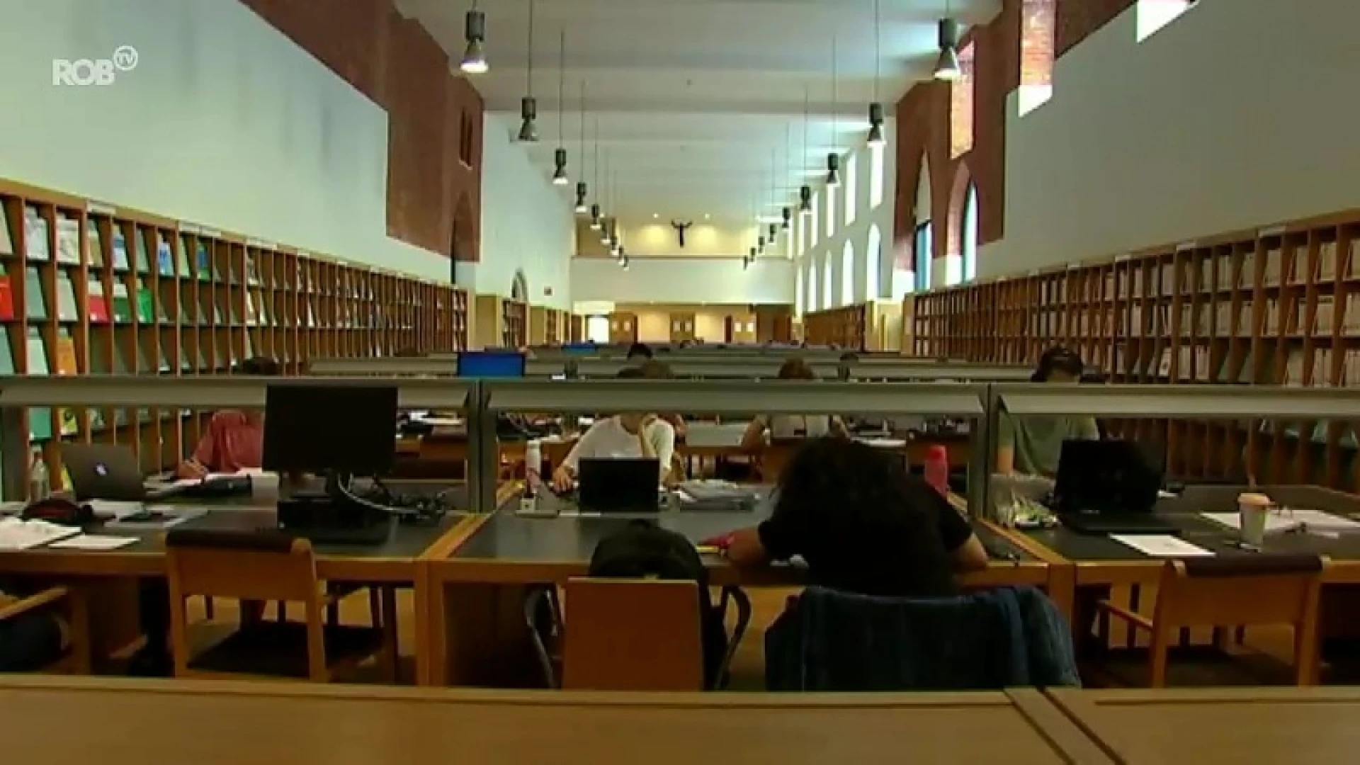 Studeren in openbare ruimtes mag weer, maar Leuvens stadsbestuur is geen voorstander