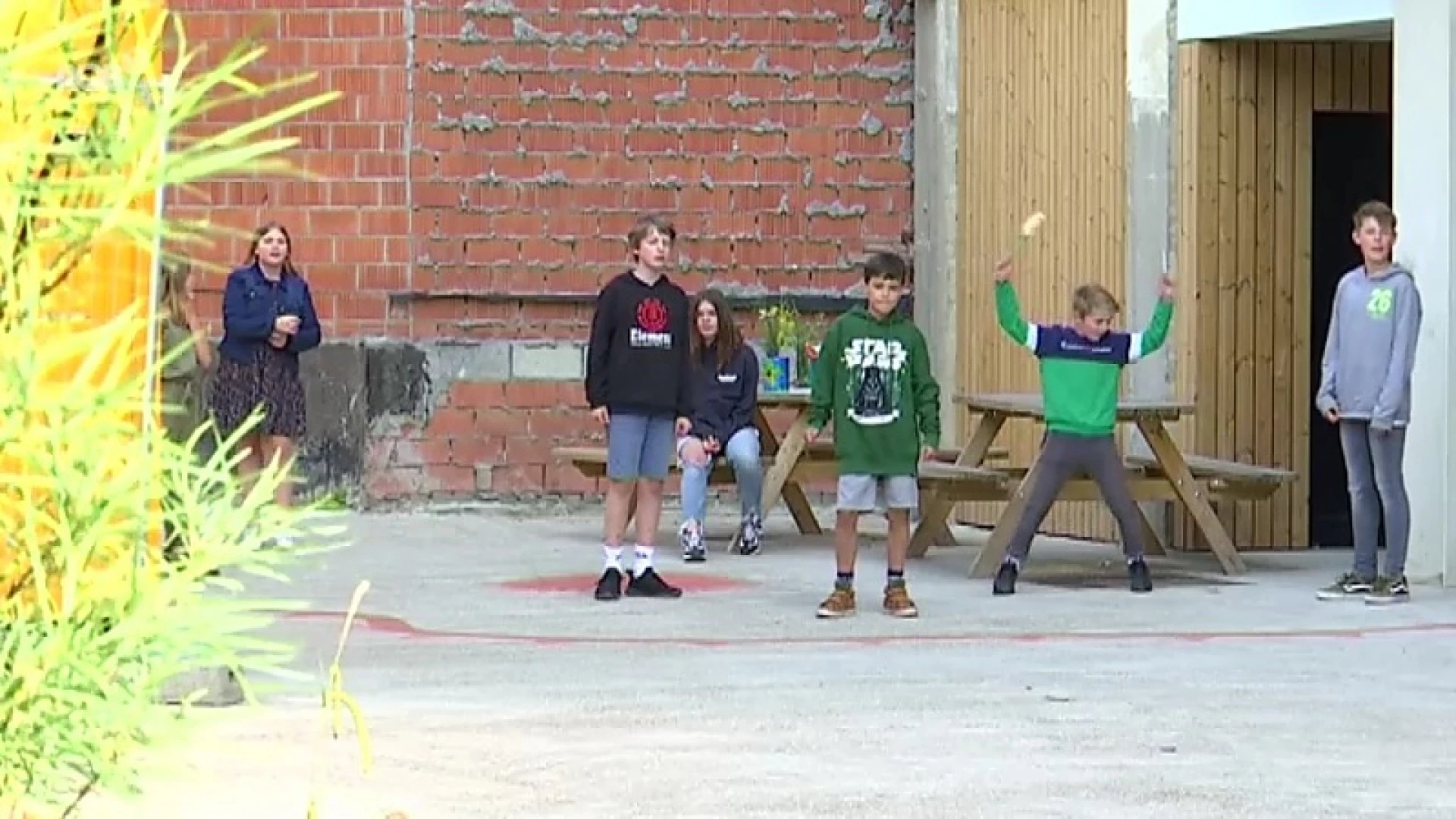 Leerlingen basisschool Immaculata Tienen zetten 'nieuwe' schooljaar al dansend in