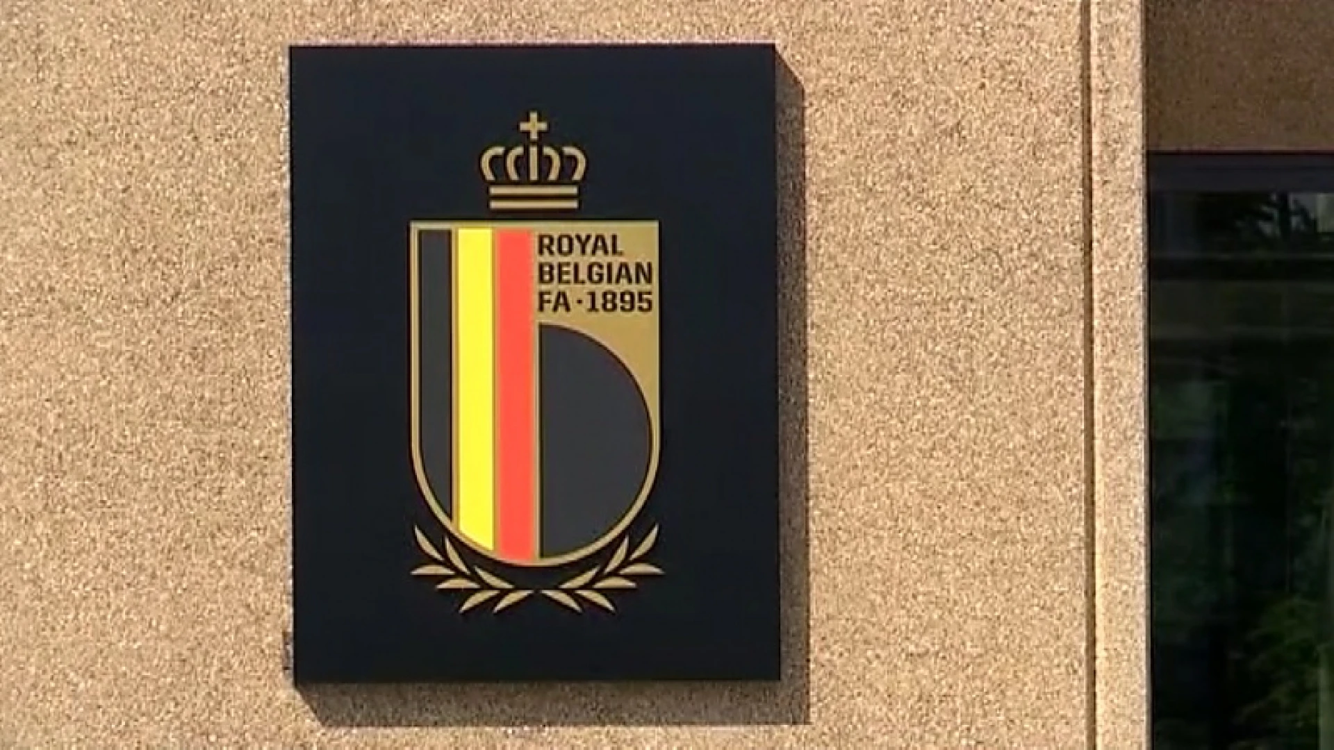 Peter Willems (OHL) na eerste overleg: "Voor 1 juli in buitenland spelen? Nee, liefst in Leuven"