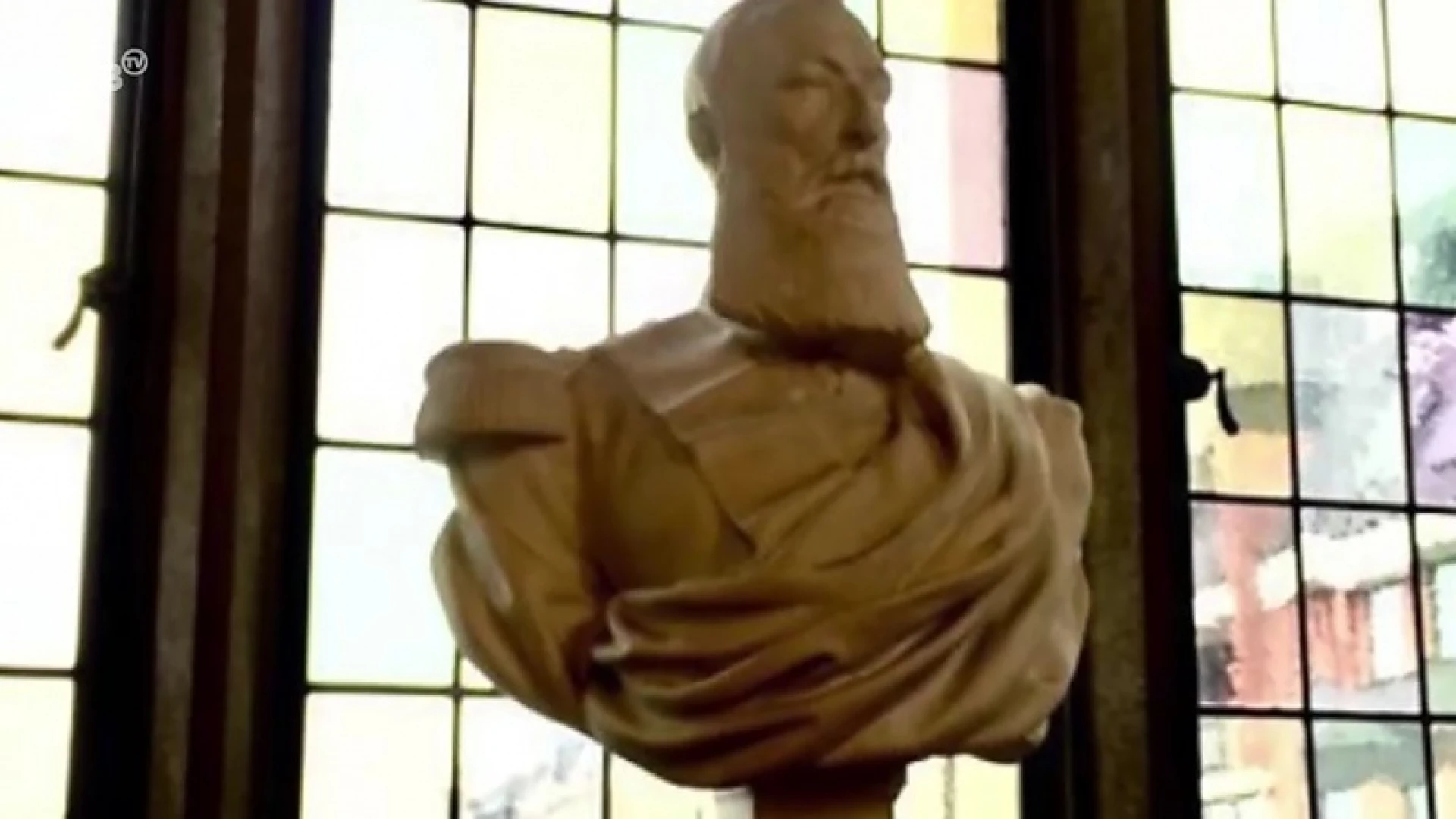 KU Leuven haalt standbeel Leopold II uit Universiteitsbibliotheek