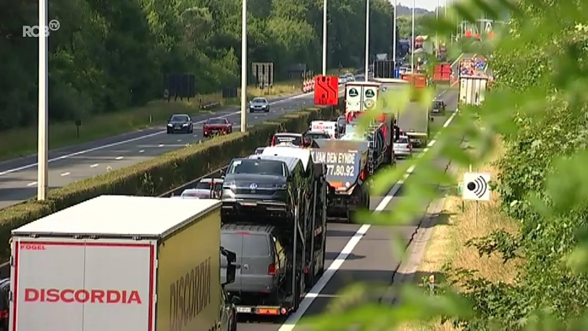 Zware ochtendspits door wegverzakking op E314, maandag weer normaal verkeer