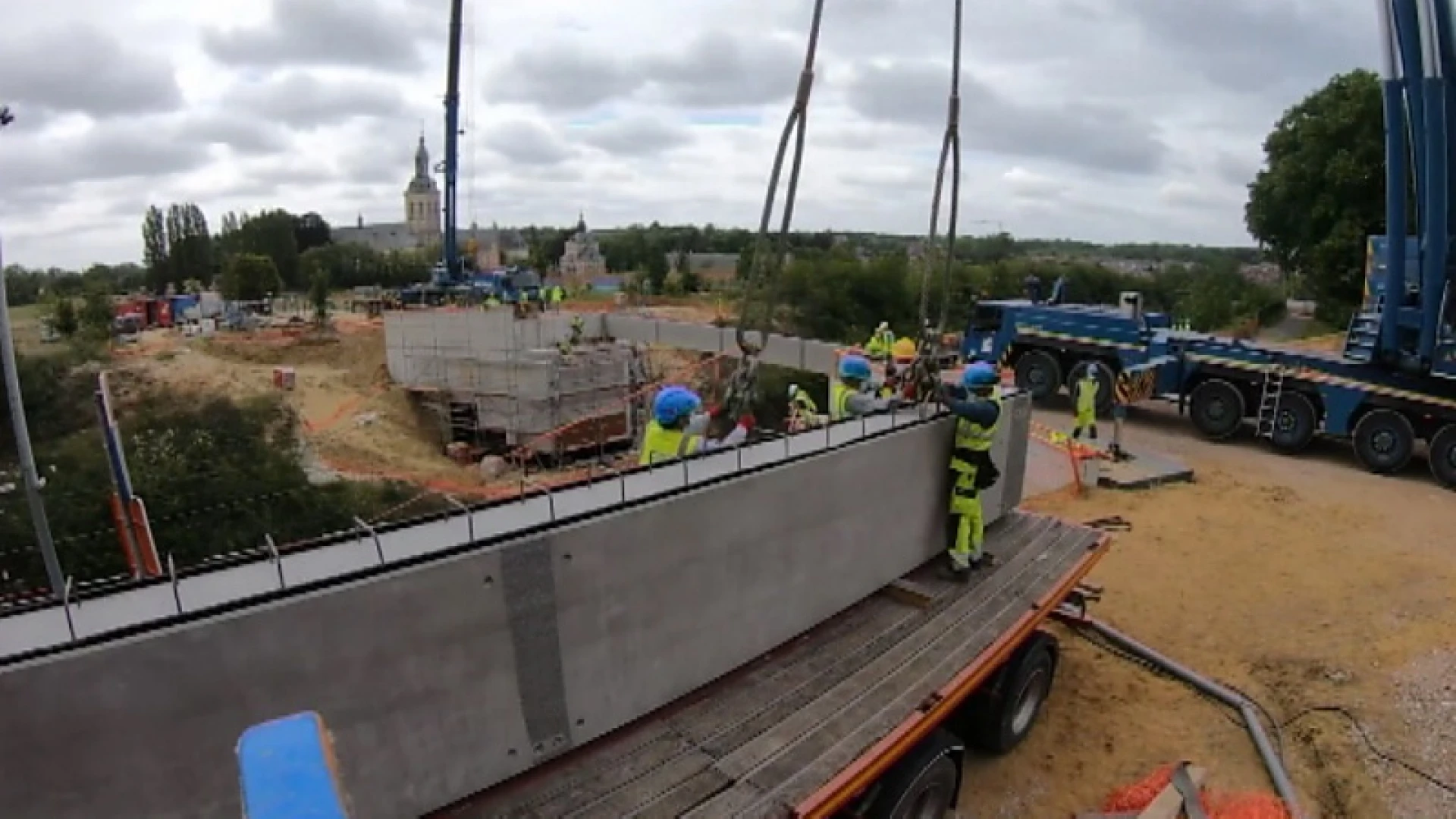 Spoornetbeheerder Infrabel maakt timelapse van werken aan Parkwegbrug in Heverlee