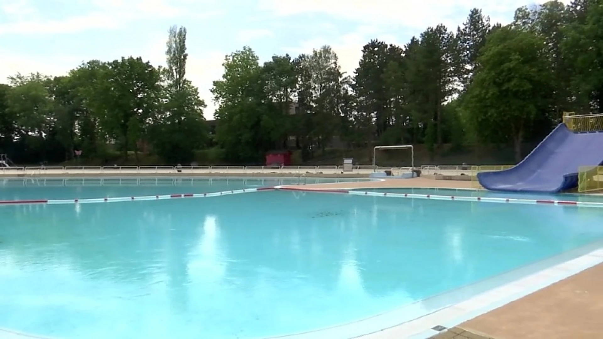 Provincie vermindert fors aantal bezoekers openluchtzwembaden