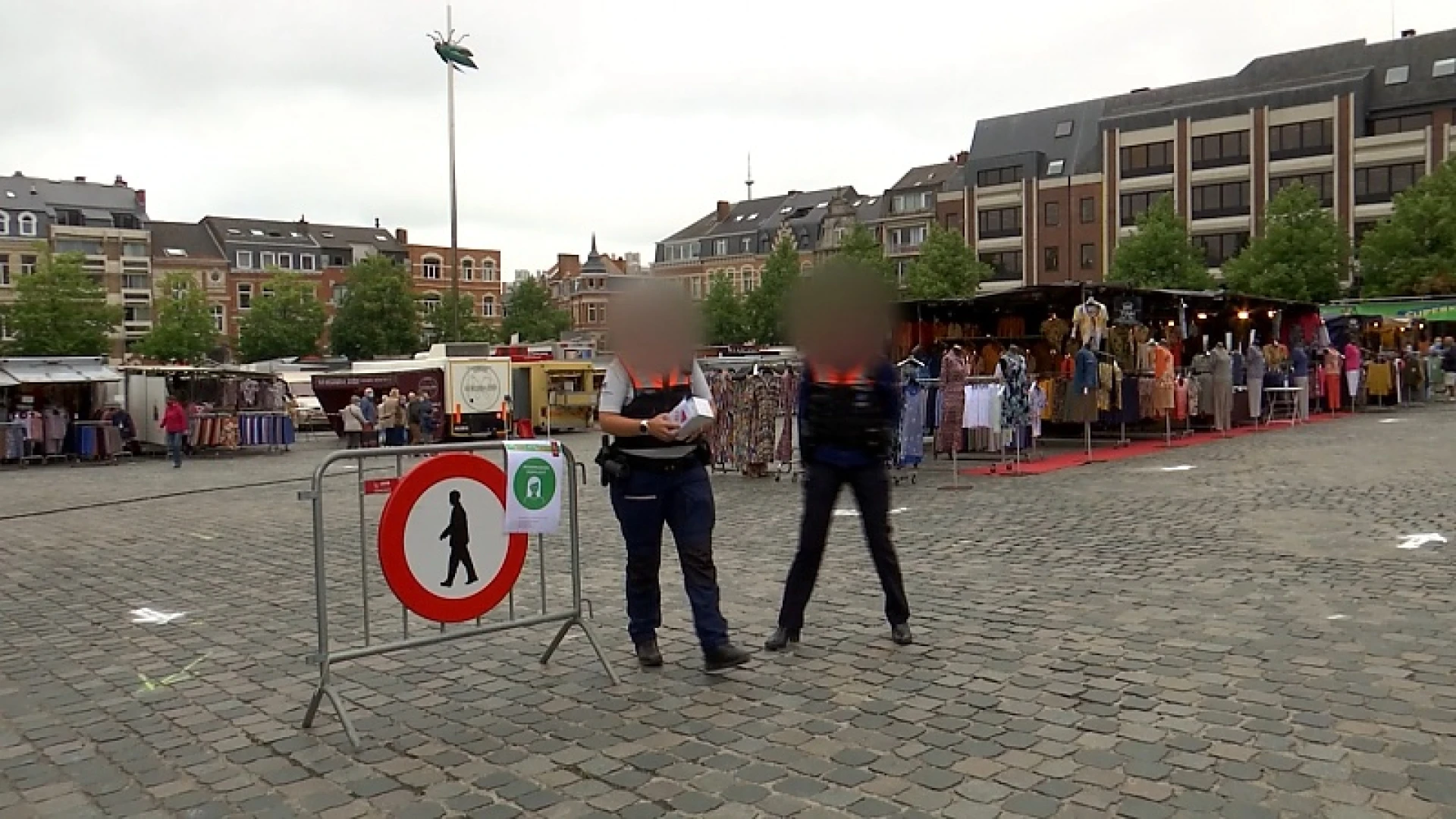 Burgemeester verplicht mondmaskers op markt in Leuven: "Als het van mij afhangt, ook verplicht in de winkels"