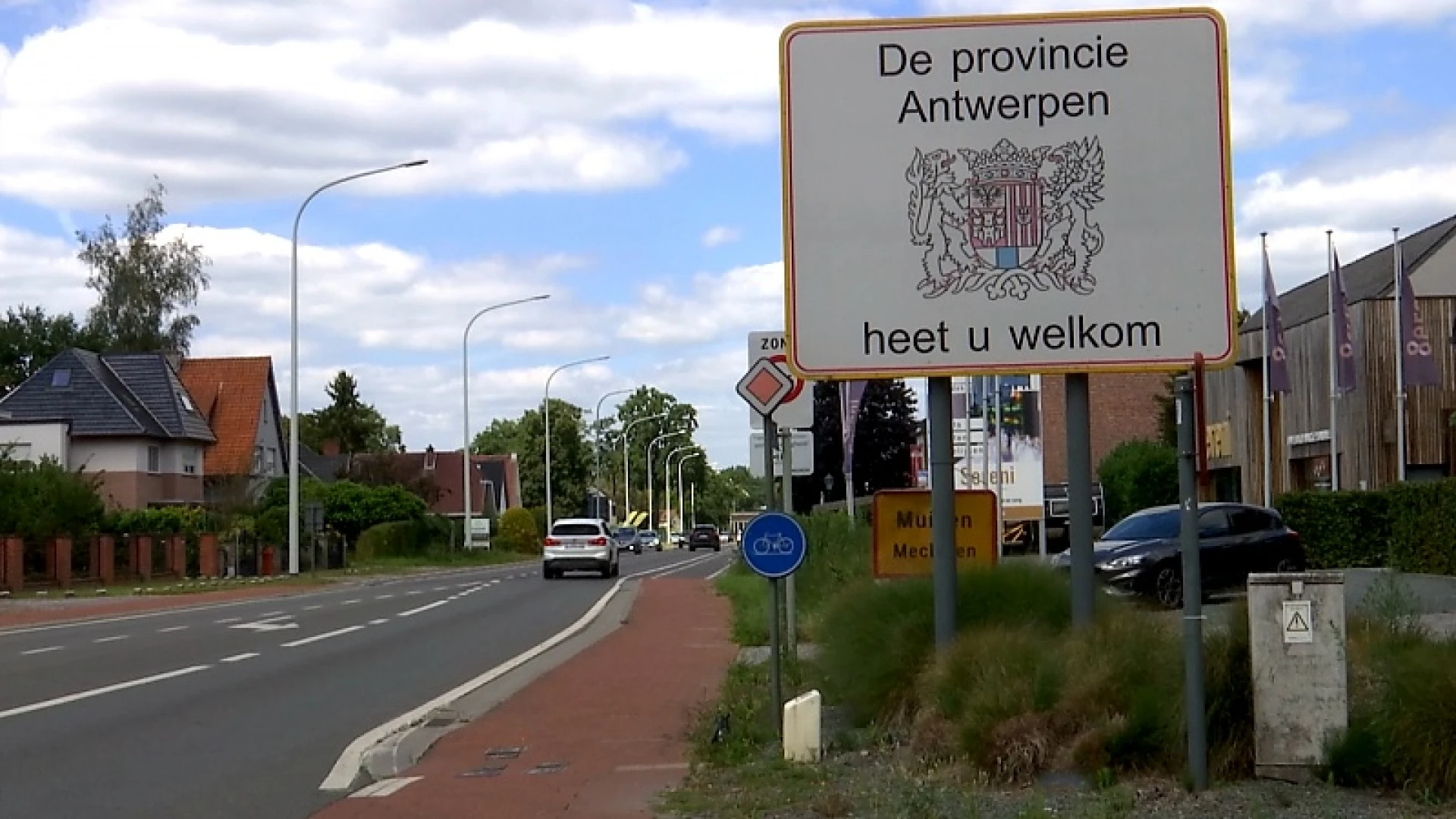 Enkele gemeenten vrezen dat Antwerpenaren nu over de grens op café komen