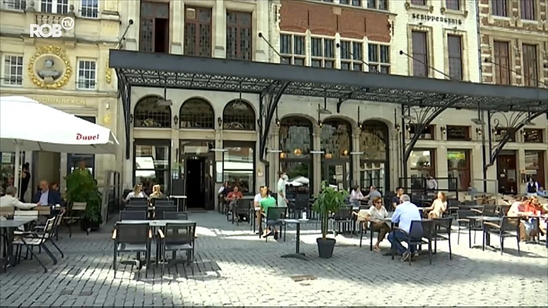 Leuven verstrengt maatregelen: restaurants op weekdagen dicht om 23 uur