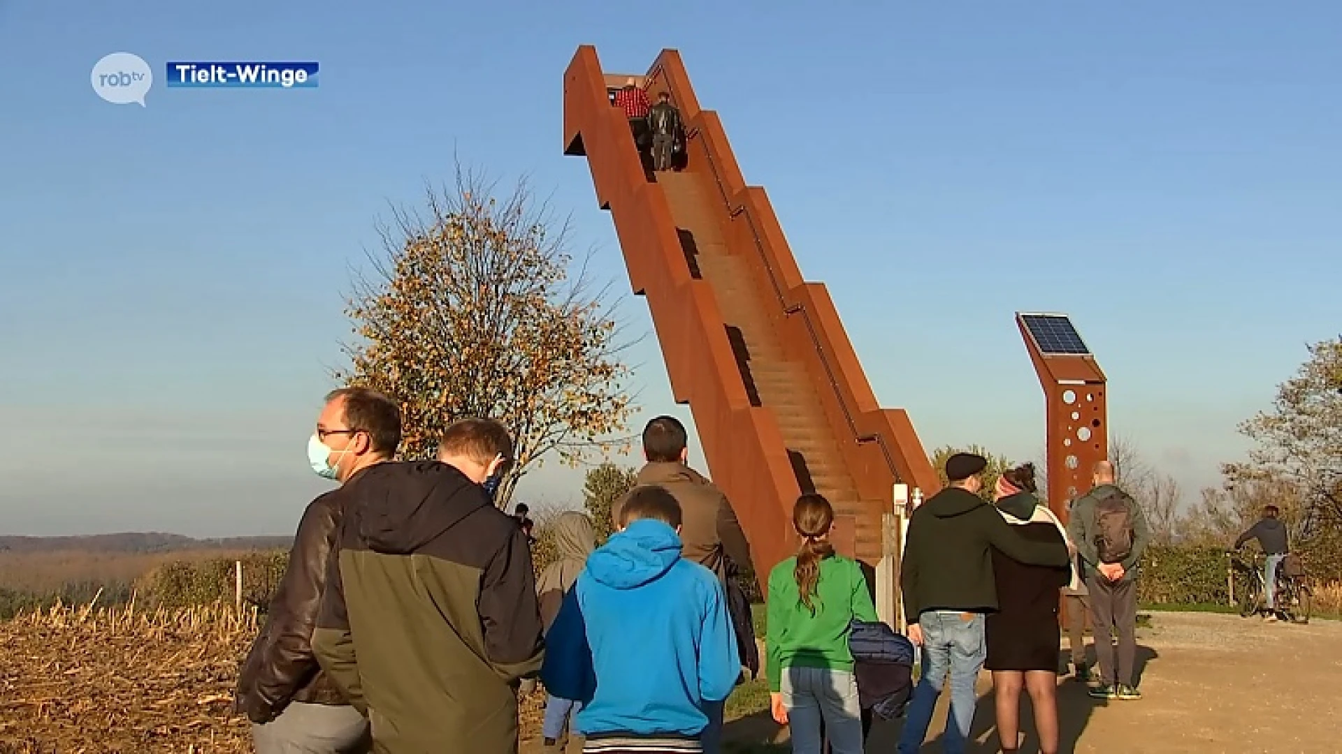 Burgemeester Beeken (Open VLD) over toestroom dagtrippers Vlooybergtoren: "Geen overlast, wel verzadigd."