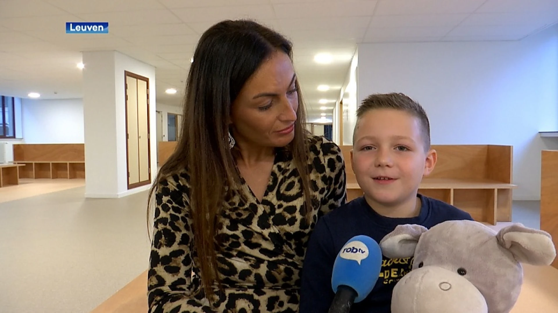 Kunstwerk aan Gasthuisberg kleurt blauw voor Wereld Diabetesdag: "Ik ben soms jaloers"