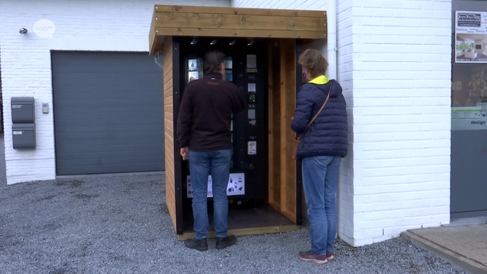Nu ook automaat voor pc-materiaal