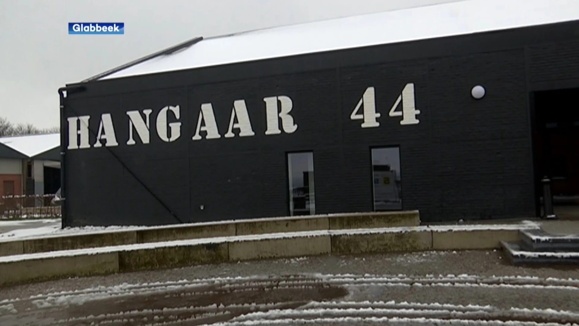 Glabbeek stelt evenementenhal Hangaar 44 ter beschikking als vaccinatiecentrum