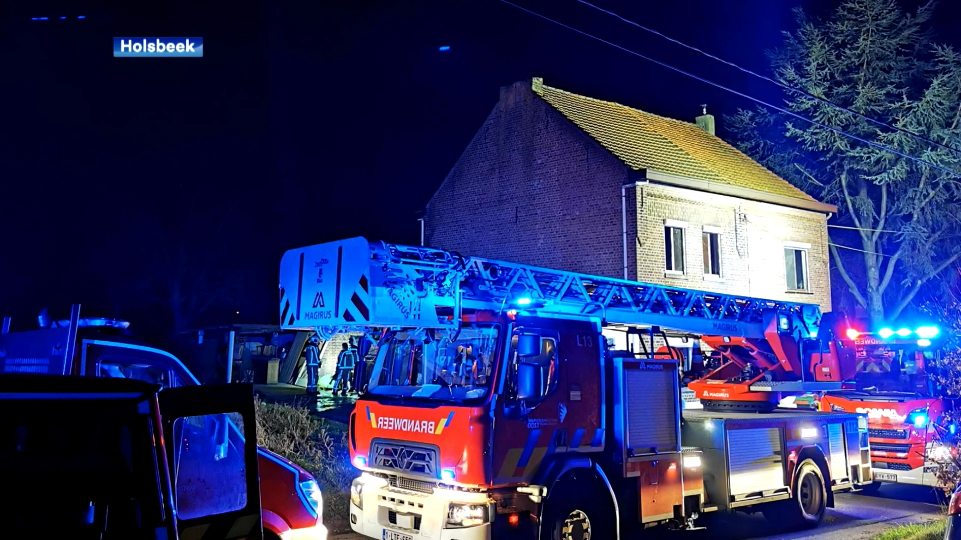 Man raakt zwaar verbrand bij uitslaande brand in Holsbeek, buurtbewoners starten inzamelactie: "Ze zijn echt alles kwijt"