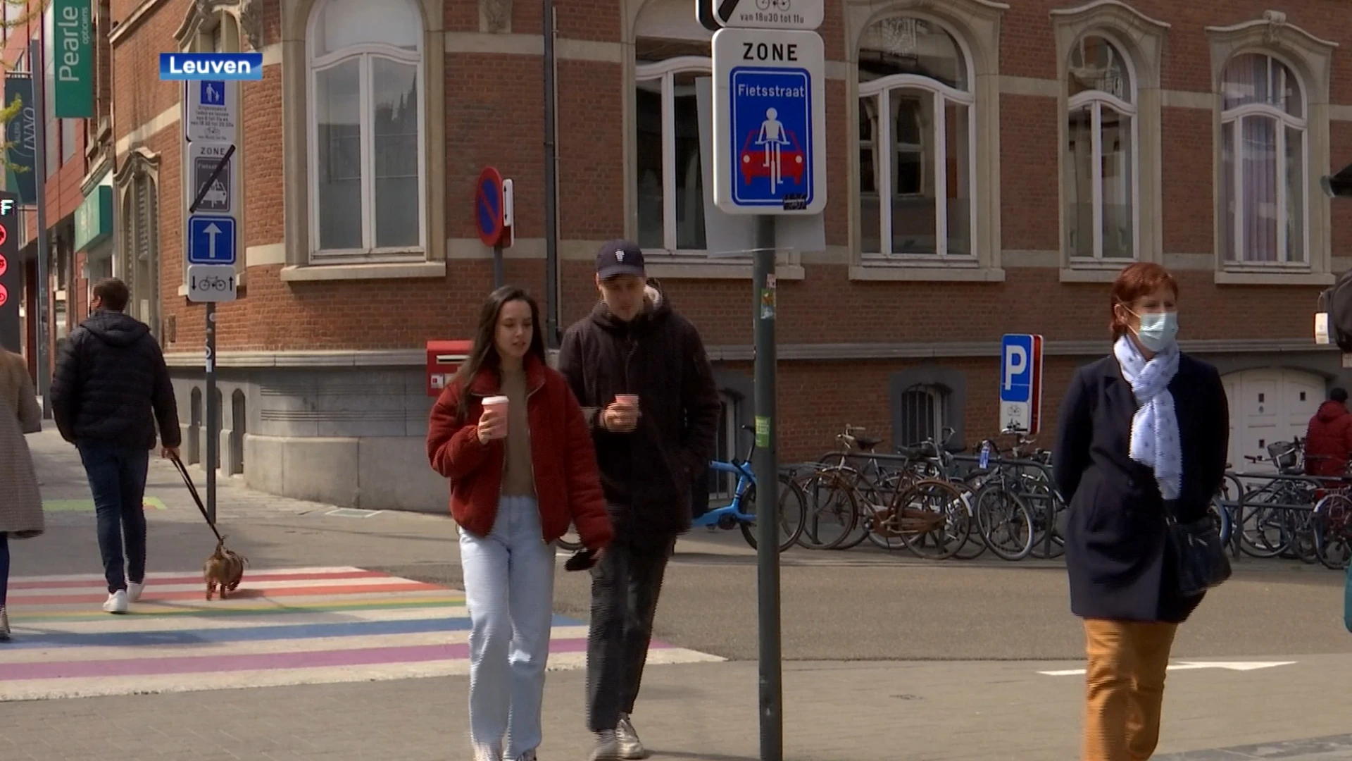 Koopzondag lokt duidelijk weer meer klanten naar Leuven: "Je kan nu vlotter de winkel in en uit"