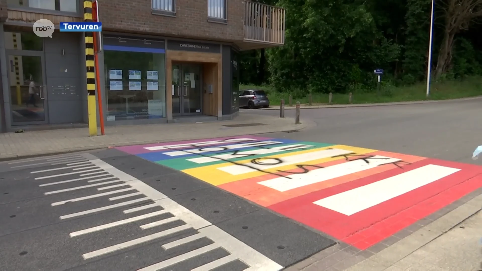 Pas aangelegde regenboogpad in Tervuren beklad: "Het is belangrijk om een klacht in te dienen"