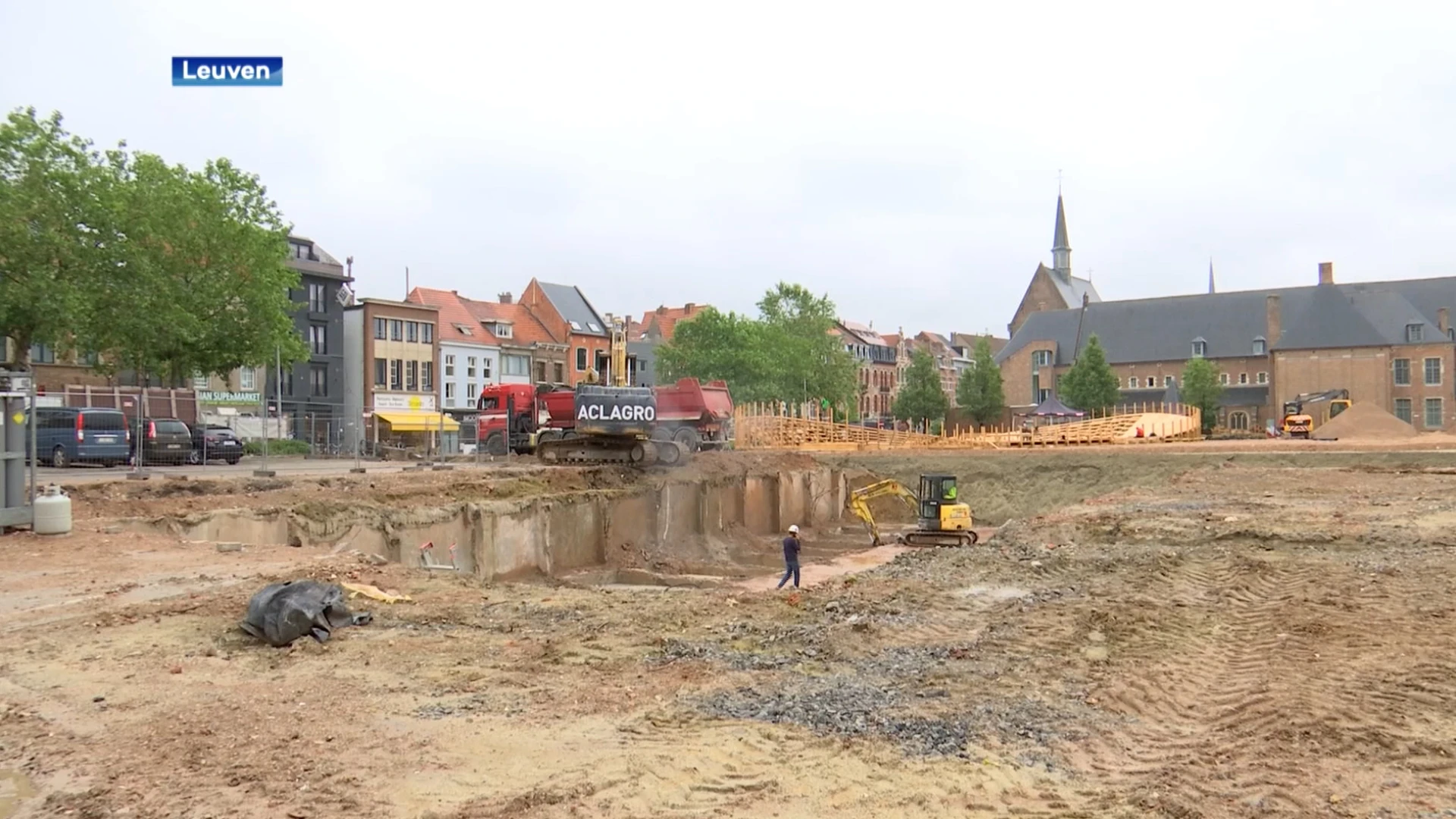 Leuven wil erfgoed op Hertogensite zo goed mogelijk bewaren: oude Gasthuis en stadsomwalling krijgen herbestemming