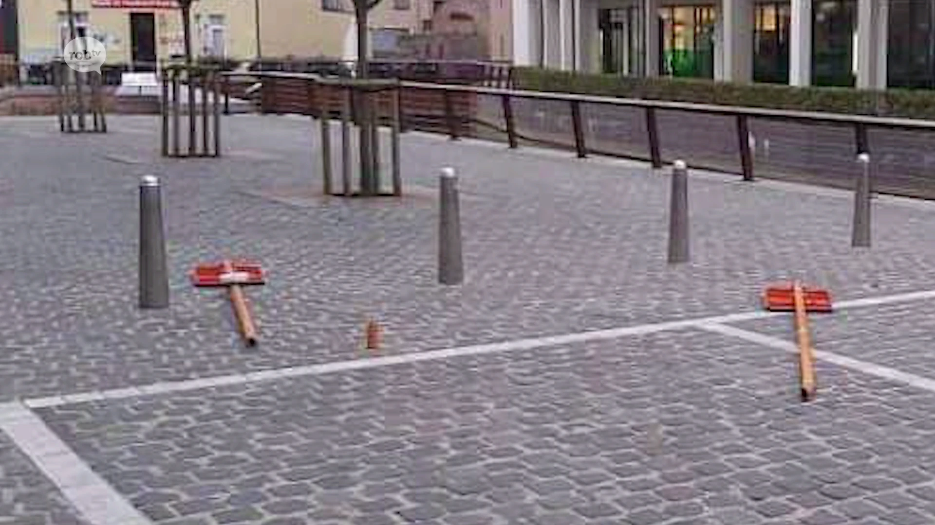 Politie van Diest onderzoekt camerabeelden waarop jongeren verkeersborden voor mindervaliden vernielen