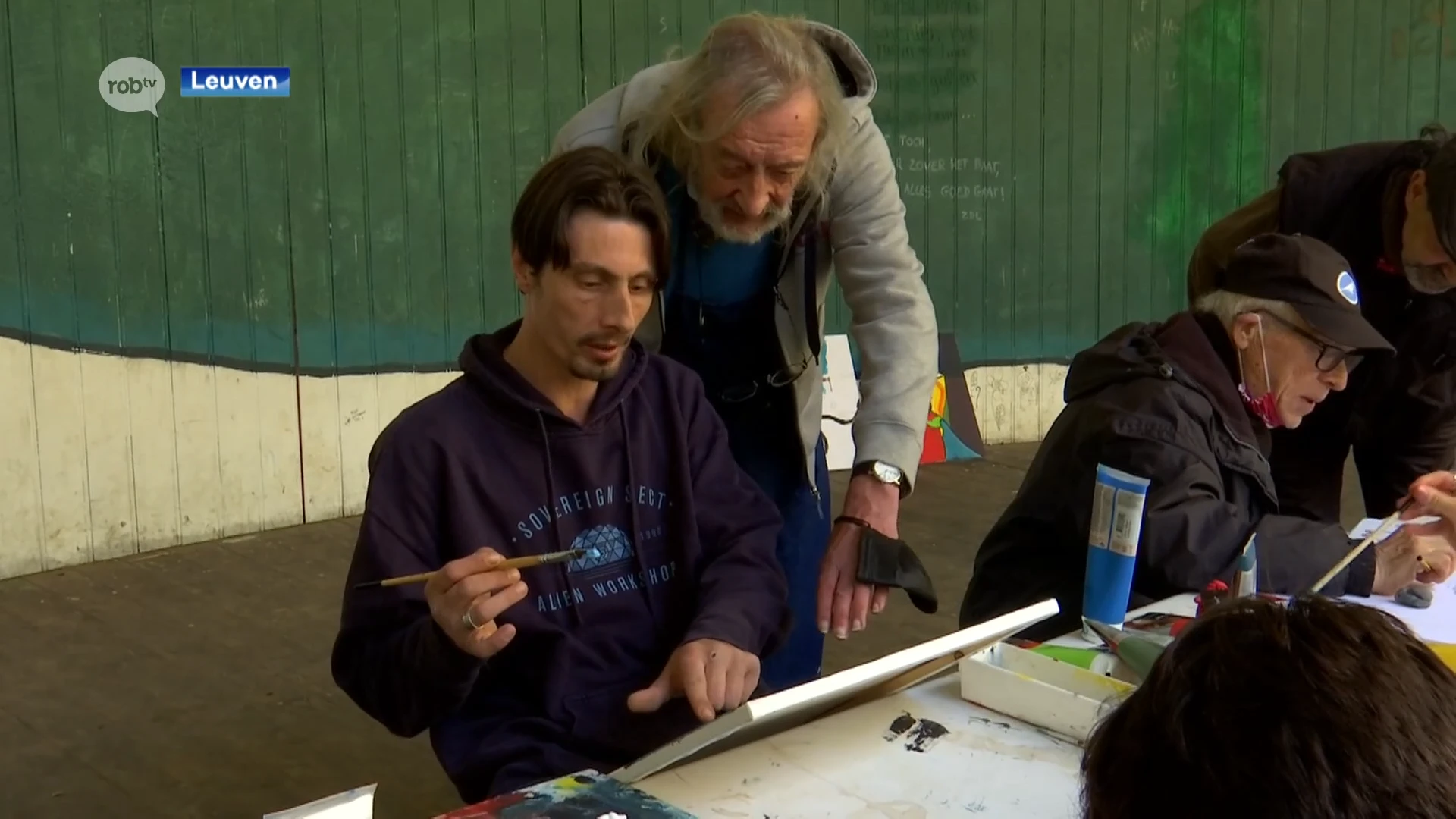 Daklozen in Leuven kunnen creativiteit de vrije loop laten gaan in stadspark Leuven door mobiel kunstatelier