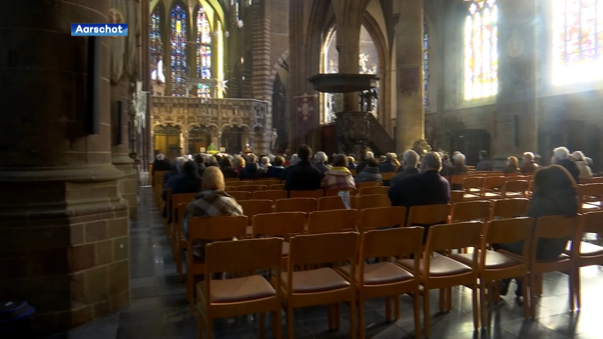 Onze-Lieve-Vrouwekerk van Aarschot heeft opnieuw een 'suisse': "Vroeger zette hij mensen buiten als ze praatten, nu is het eerder ceremonieel"