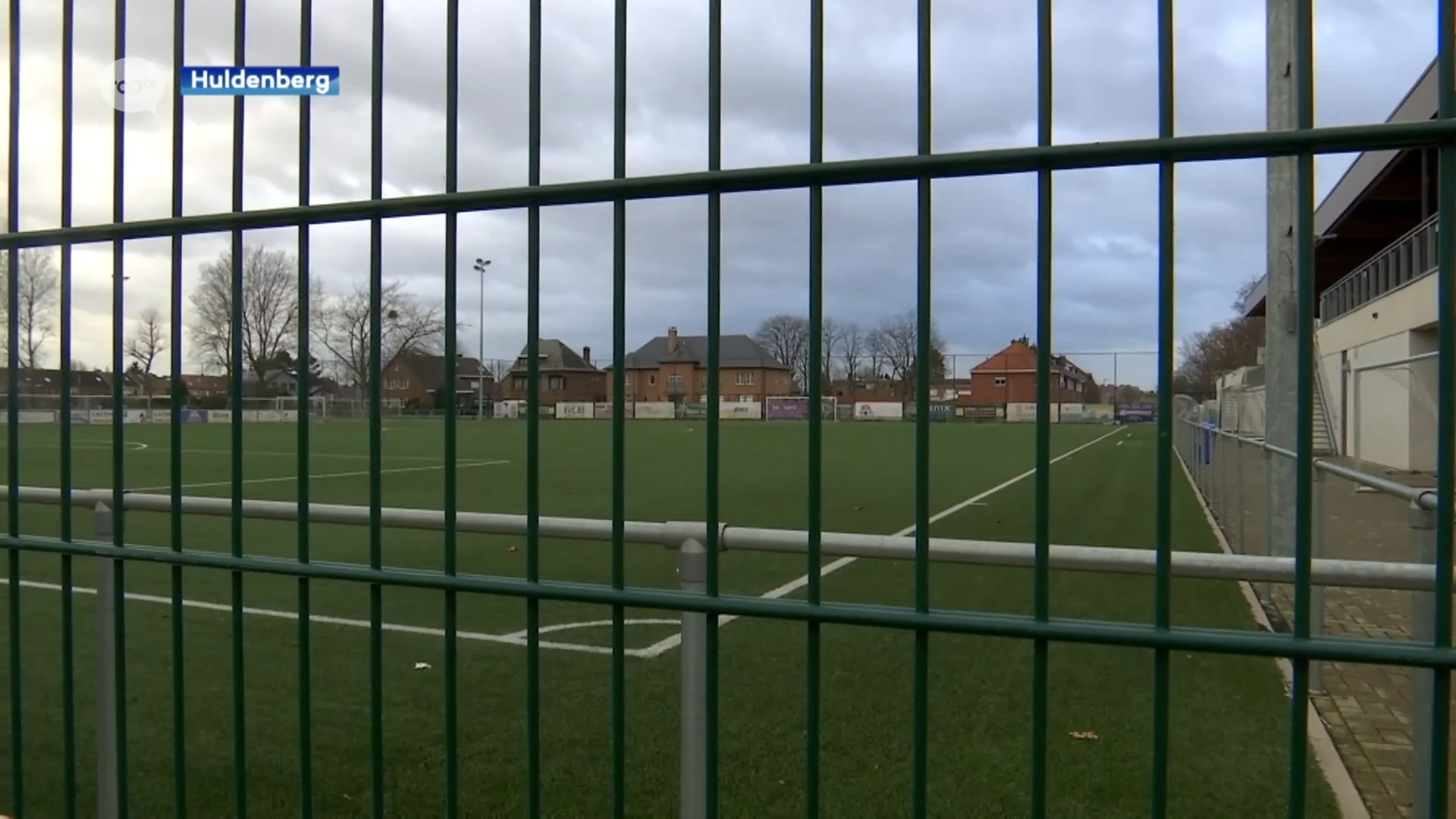 Speler OHR Huldenberg krijgt slag tijdens wedstrijd en moet naar het ziekenhuis
