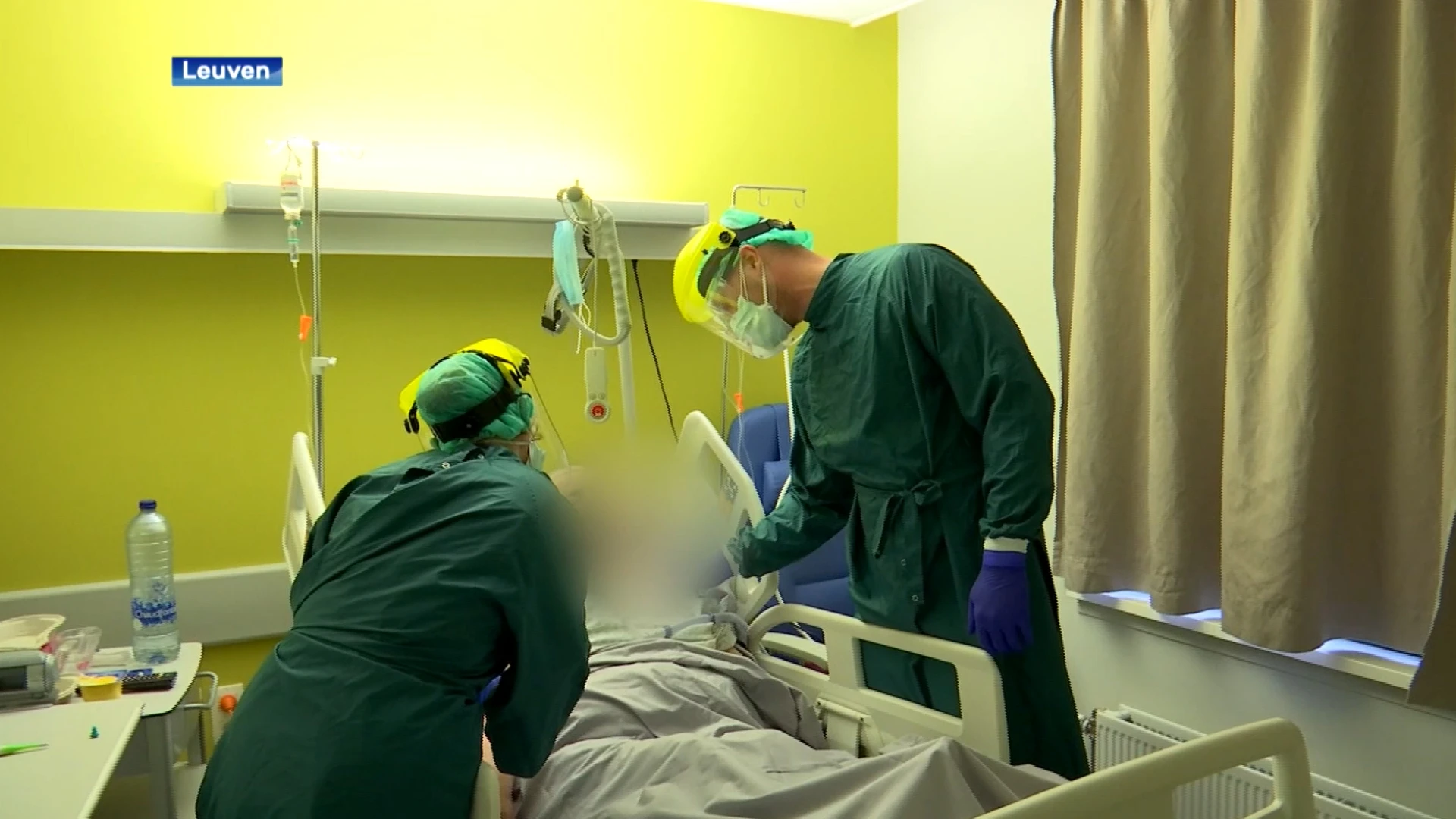 UZ Leuven stelt niet-dringende ingrepen opnieuw uit na stijging aantal patiënten met corona en griep