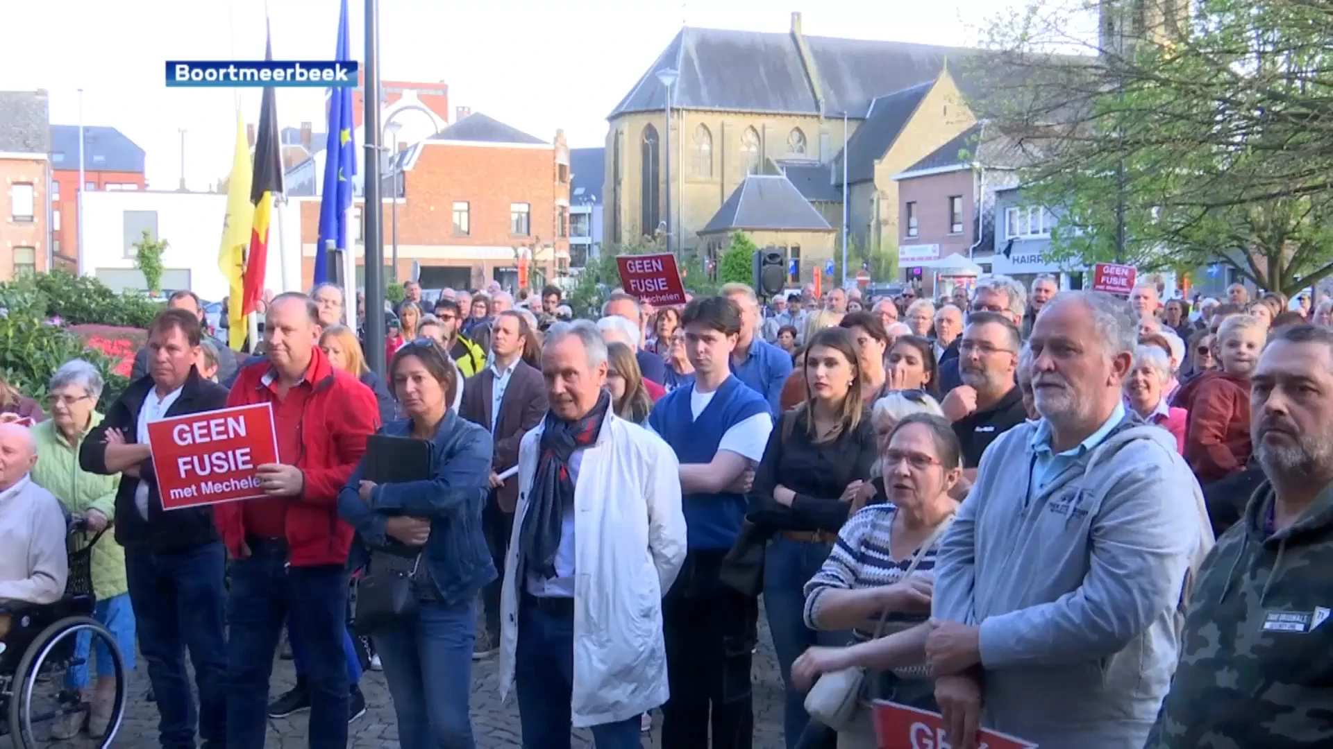 Burgemeester Derua spreekt inwoners Boortmeerbeek toe. Fusie loopt mogelijk nu al op de klippen