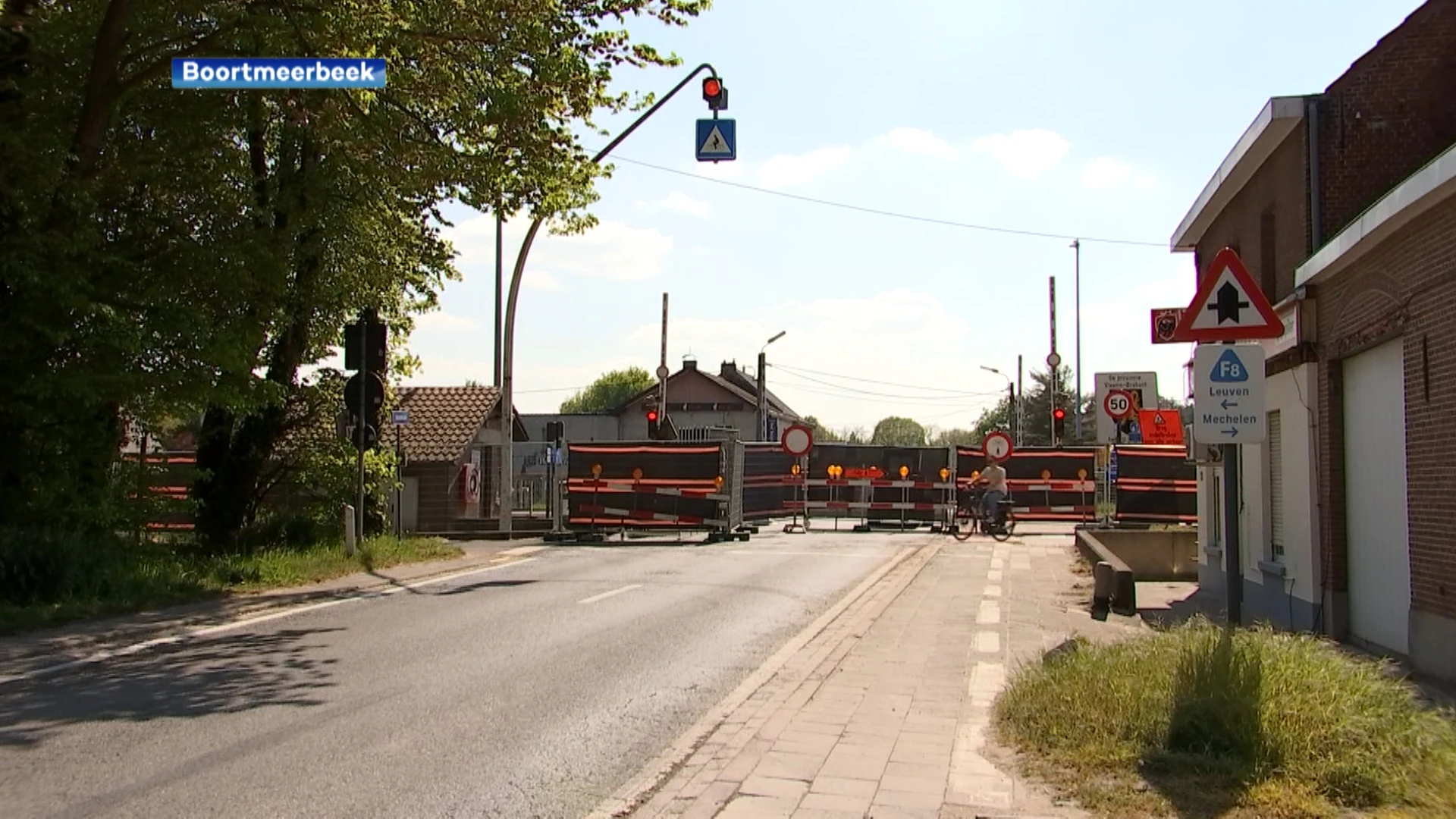 De Hofstadebrug in Boortmeerbeek is nog tot 3 juni afgesloten door herstellingswerken