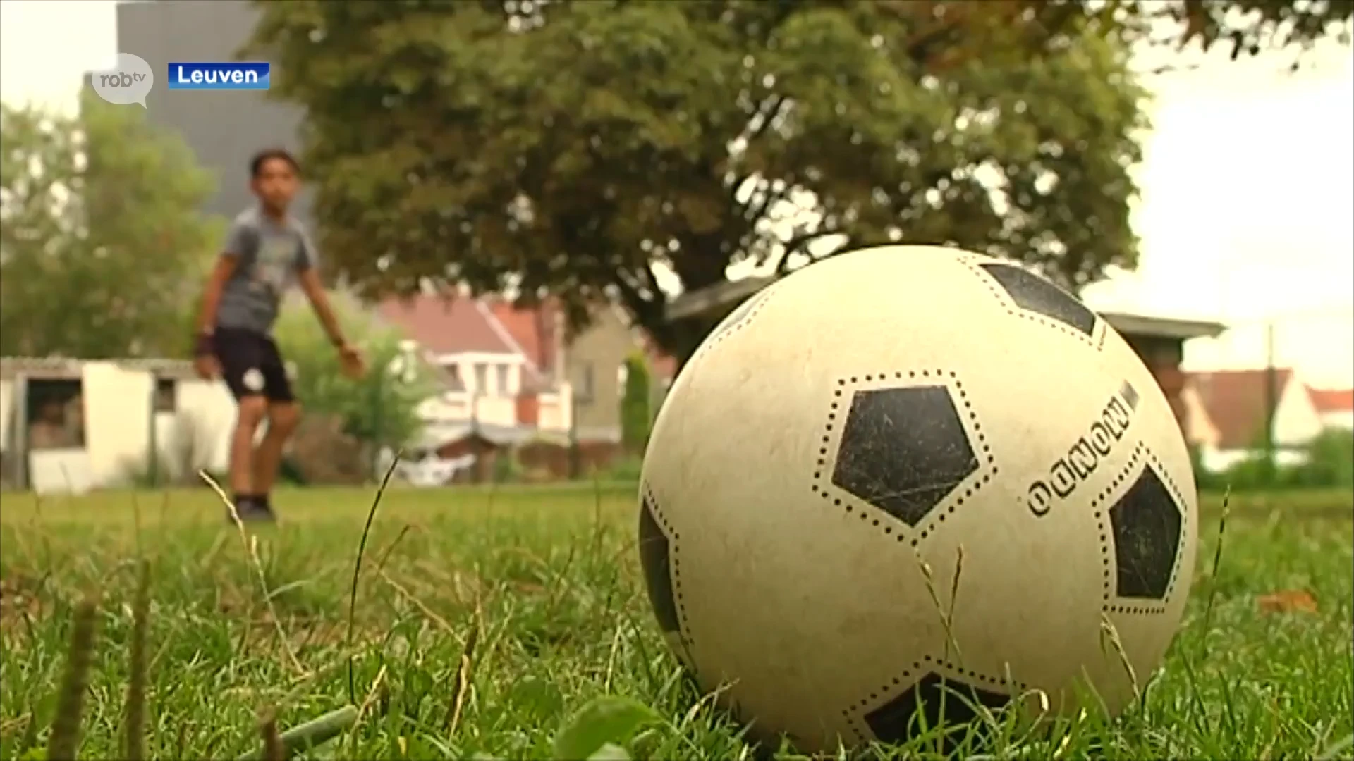 Stad Leuven maakt vanaf 30 juni alle openbare speel- en sportterreinen rookvrij