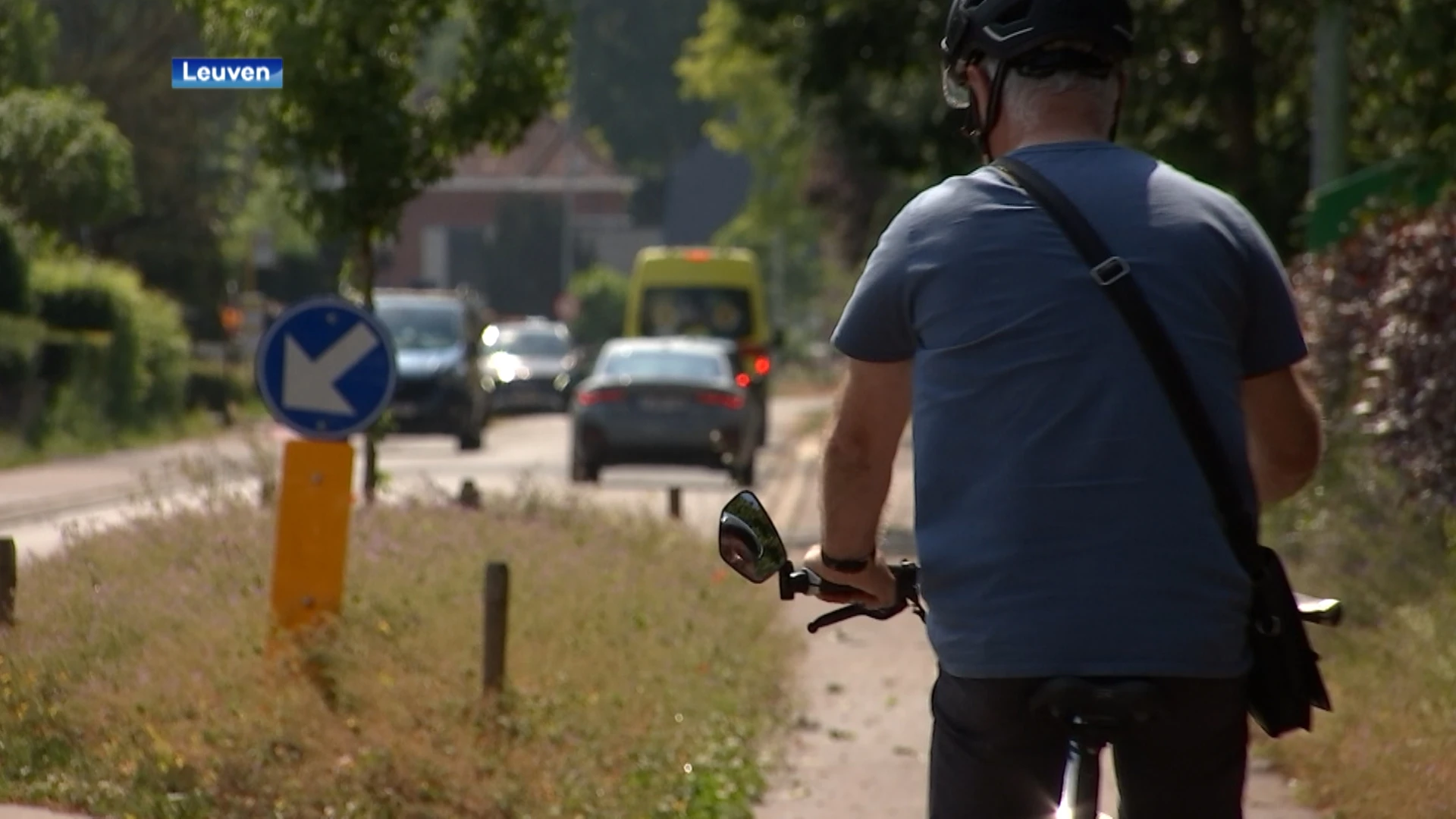 Sinds deze week kan je weer fietsen op de vernieuwde fietspaden langs de Waversebaan in Heverlee