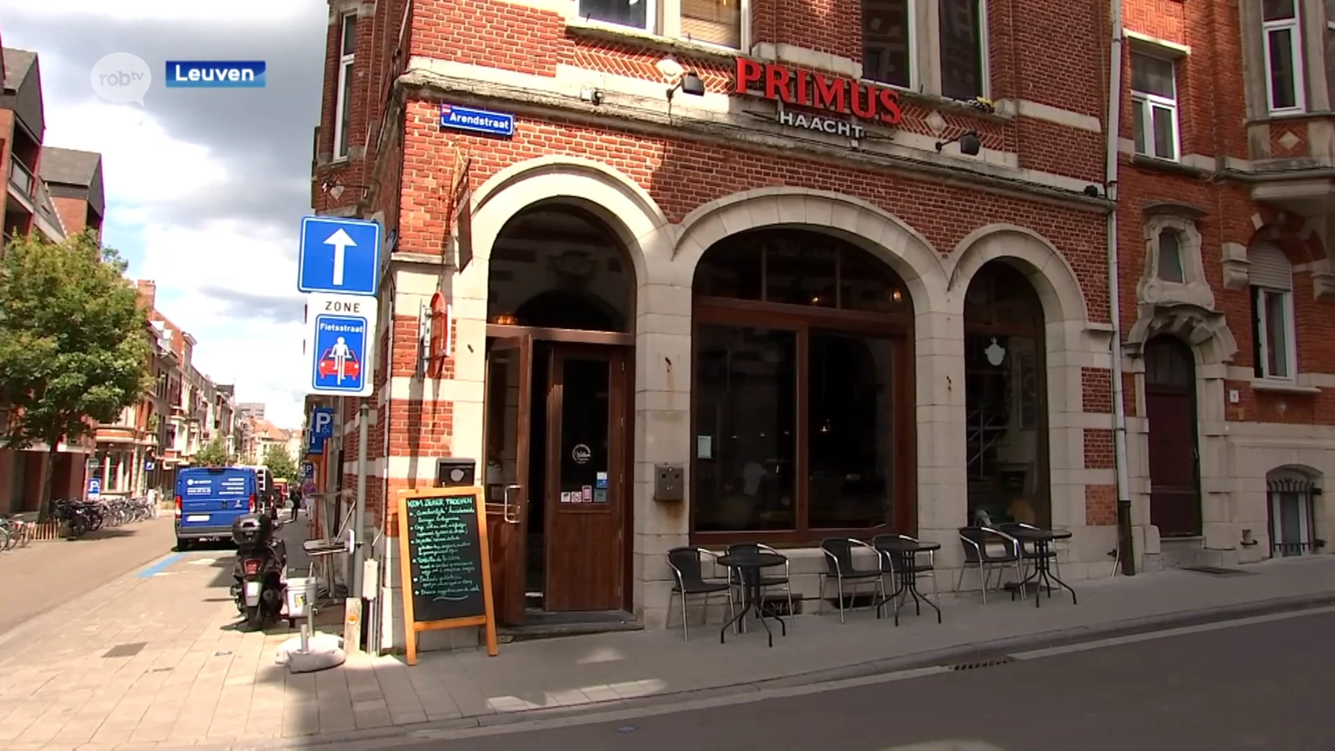 Café Carlisse op Ladeuzeplein zoekt nieuwe uitbater