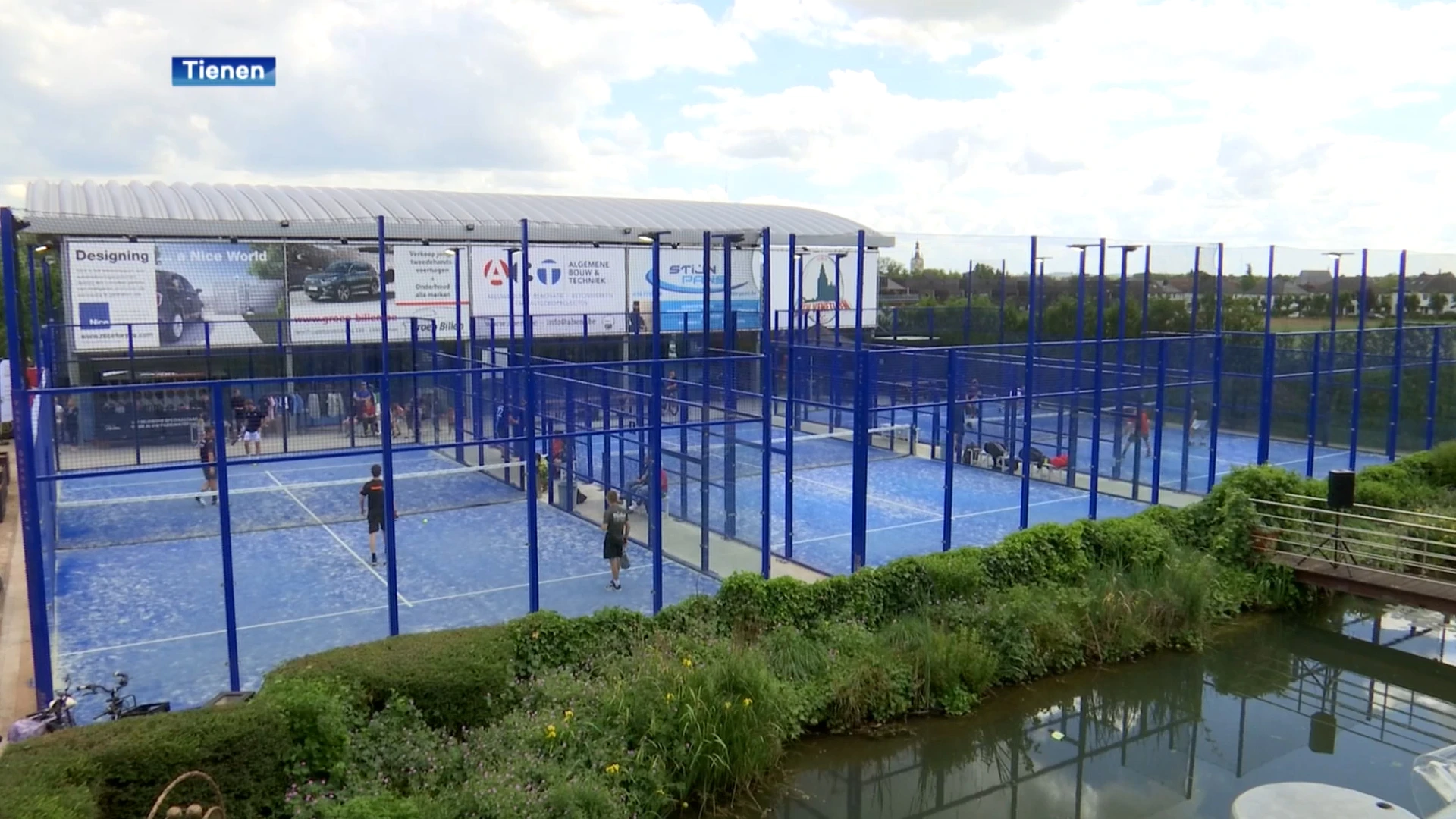 Padel blijft razend populair: Tiense club legt nog drie velden extra