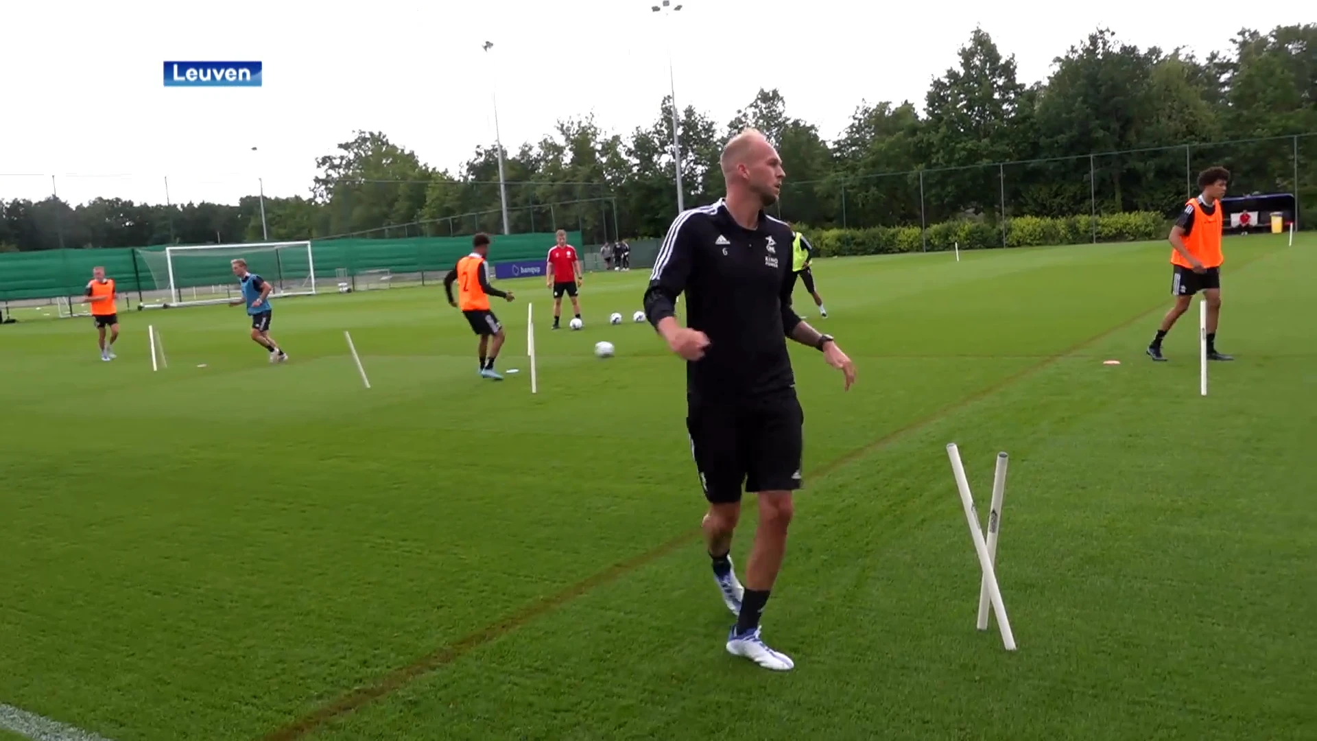Trainer Marc Brys en CEO Peter Willems blikken vooruit op seizoen OHL: "Holzhauser moet niet hetzelfde spelen als Mercier"