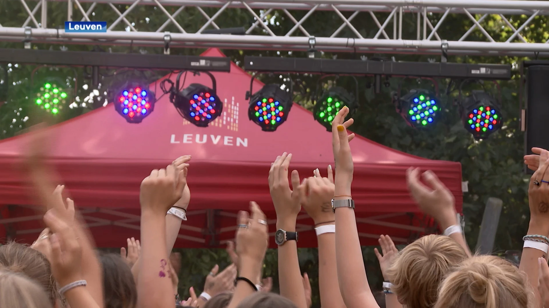 Geen traditionele eerste schooldag op Paridaensinsituut in Leuven: "Er is een feest, het is heel leuk"