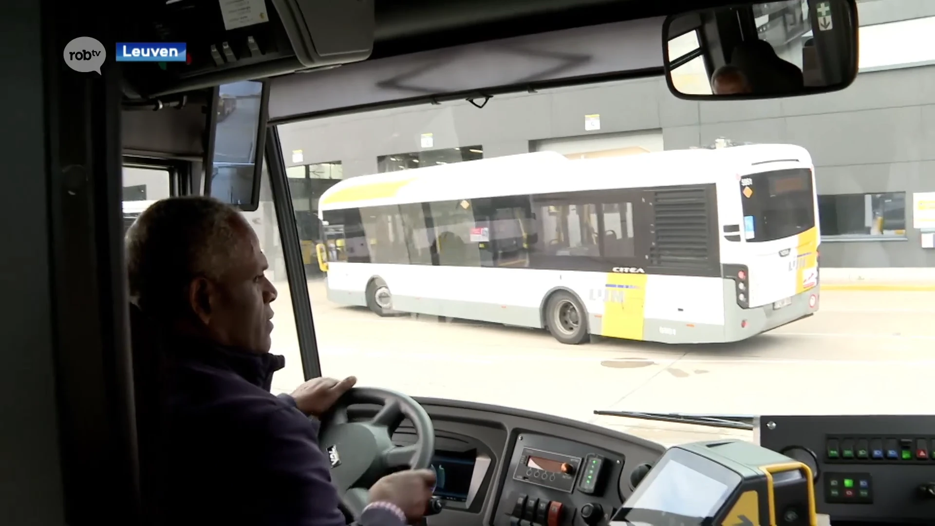 De Lijn organiseert jobdag in Leuven: "We zoeken nog 27 nieuwe buschauffeurs"