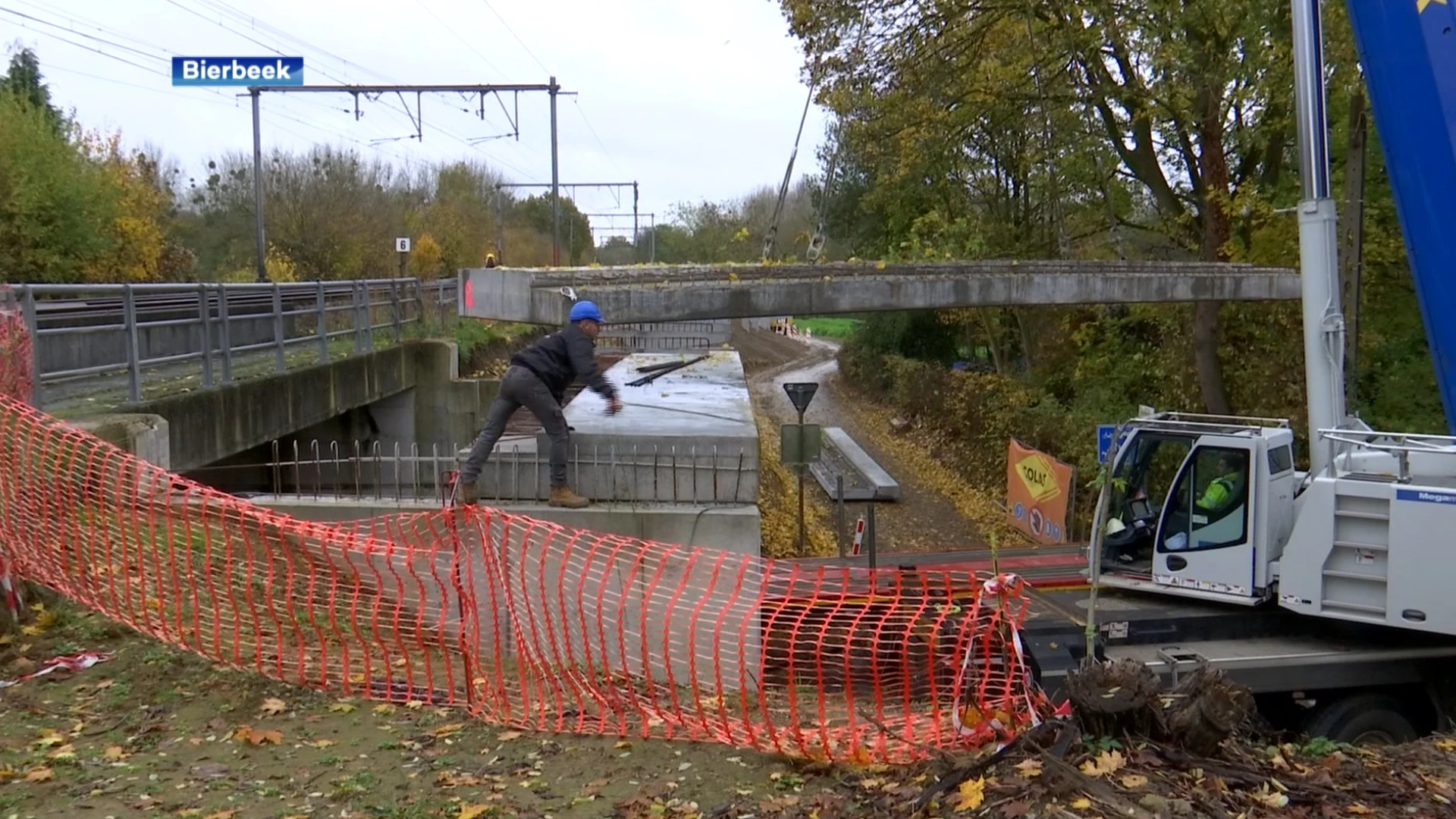 In Bierbeek is vandaag de bouw van de fietsbrug op de fietssnelweg tussen Leuven en Boutersem gestart