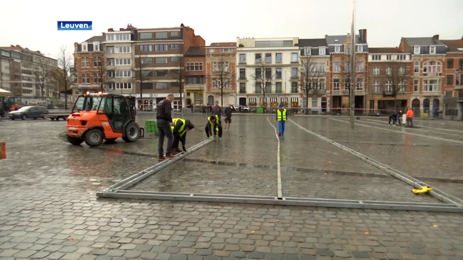 Opbouw 34ste editie gestart: Leuvense kerstmarkt opent volgende week woensdag