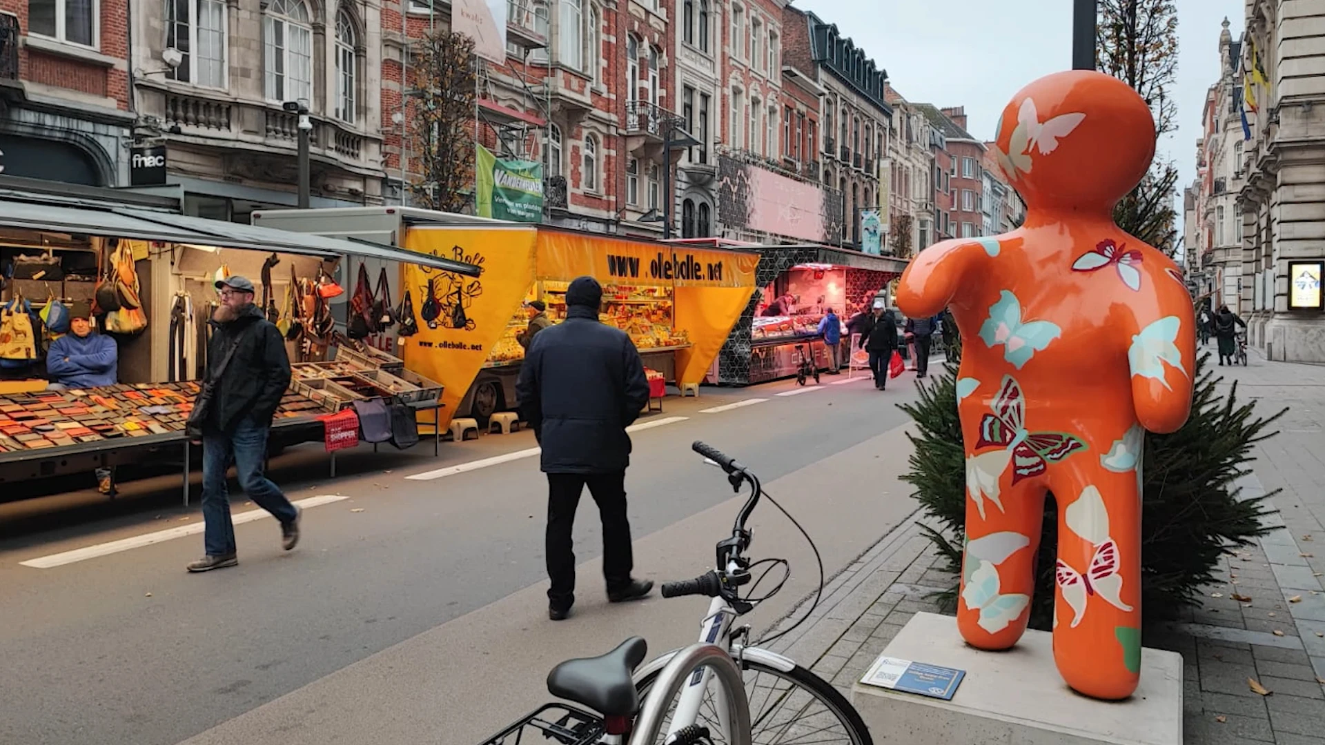 26 nieuwe 'K-Dolls' in Bondgenotenlaan moeten geld inzamelen voor kinderkansarmoede in Leuven