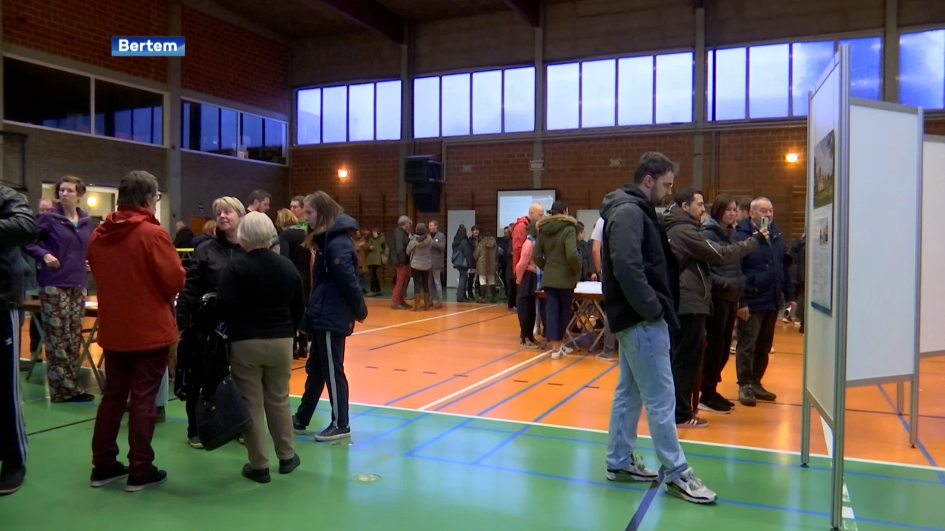 Veel nieuwsgierigen voor infomarkt in Leefdaal over nieuwe school, polyvalente ruimte en heraanleg Dorpstraat