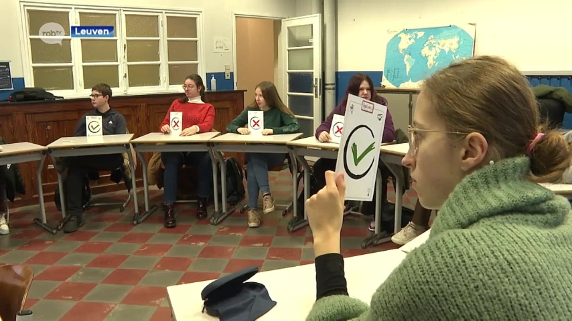 Leerlingen Don Bosco Groenveld leren over menstruatie-armoede