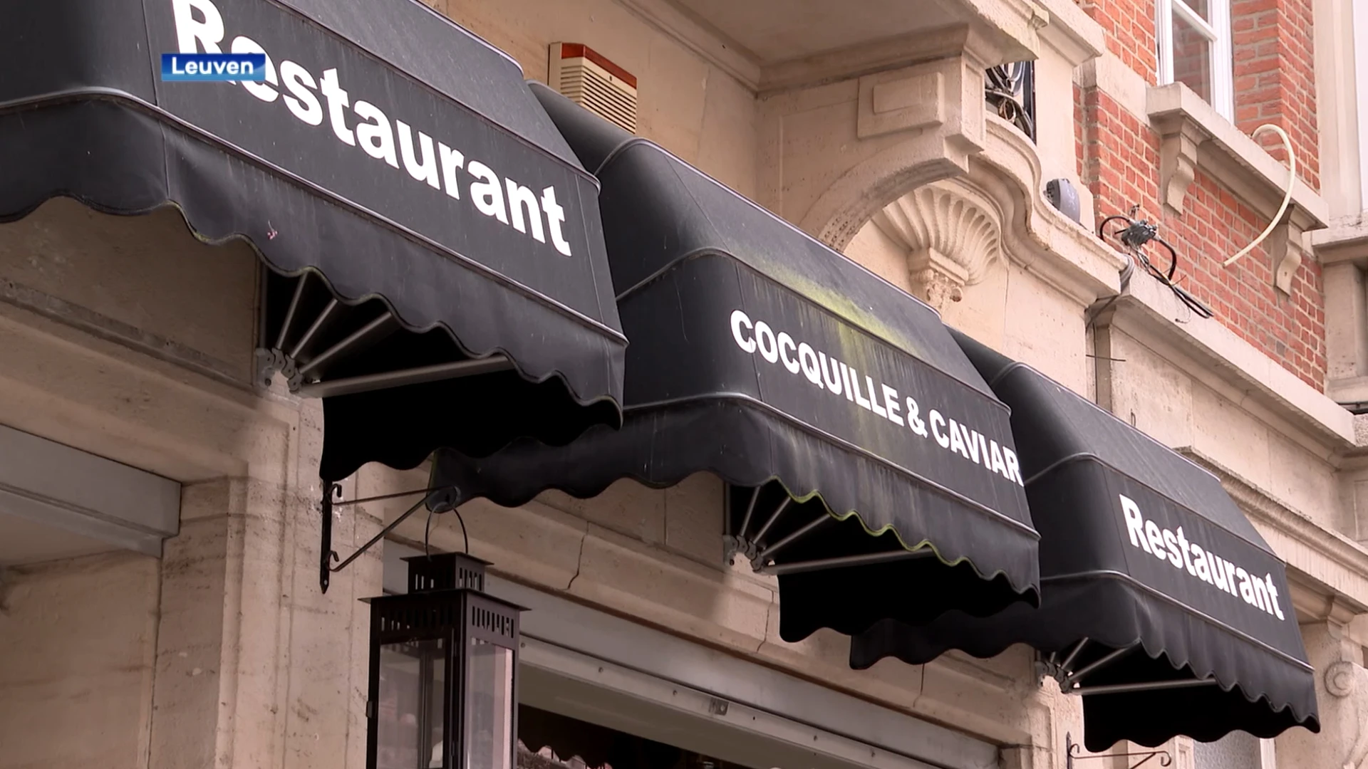 Visrestaurant Coquille & Caviar van David Nijs in Leuven verzegeld met politiesticker