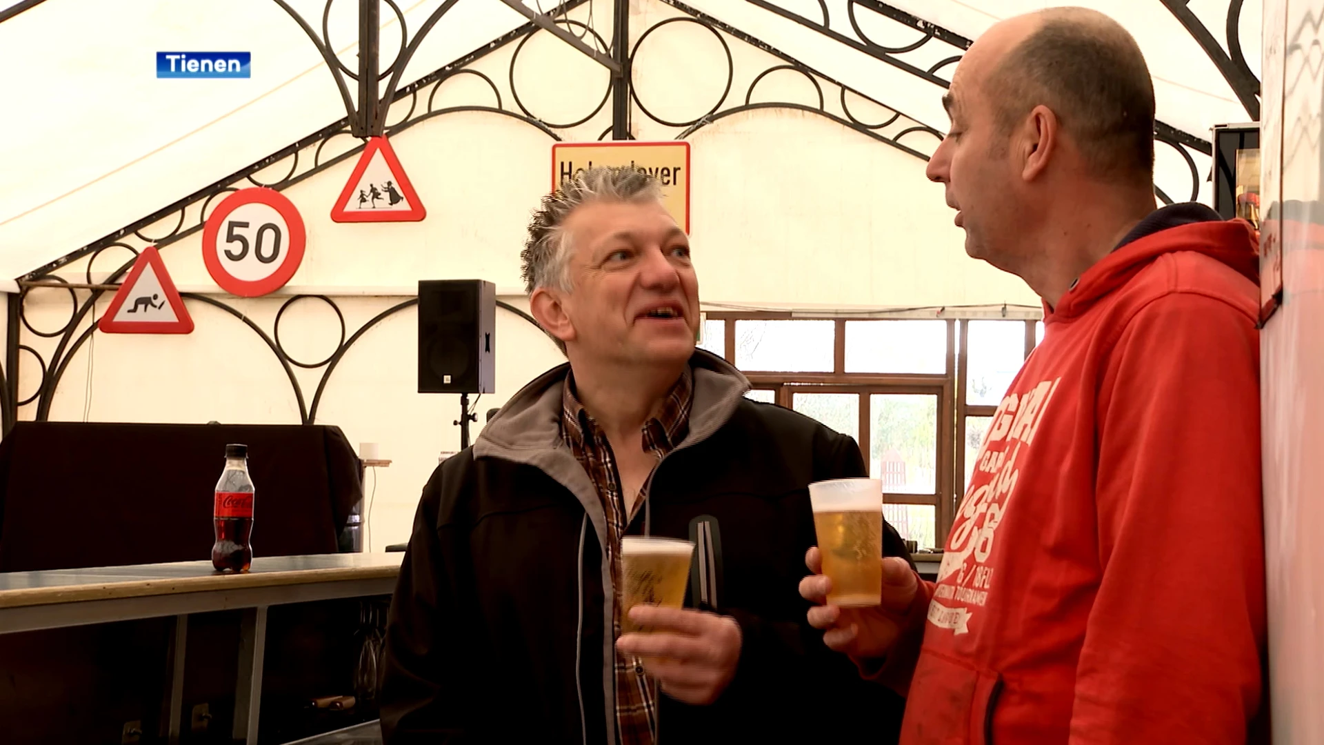 Gelegenheidscafés zijn klaar voor het feestweekend: "Het blijft elke keer een uitdaging!"