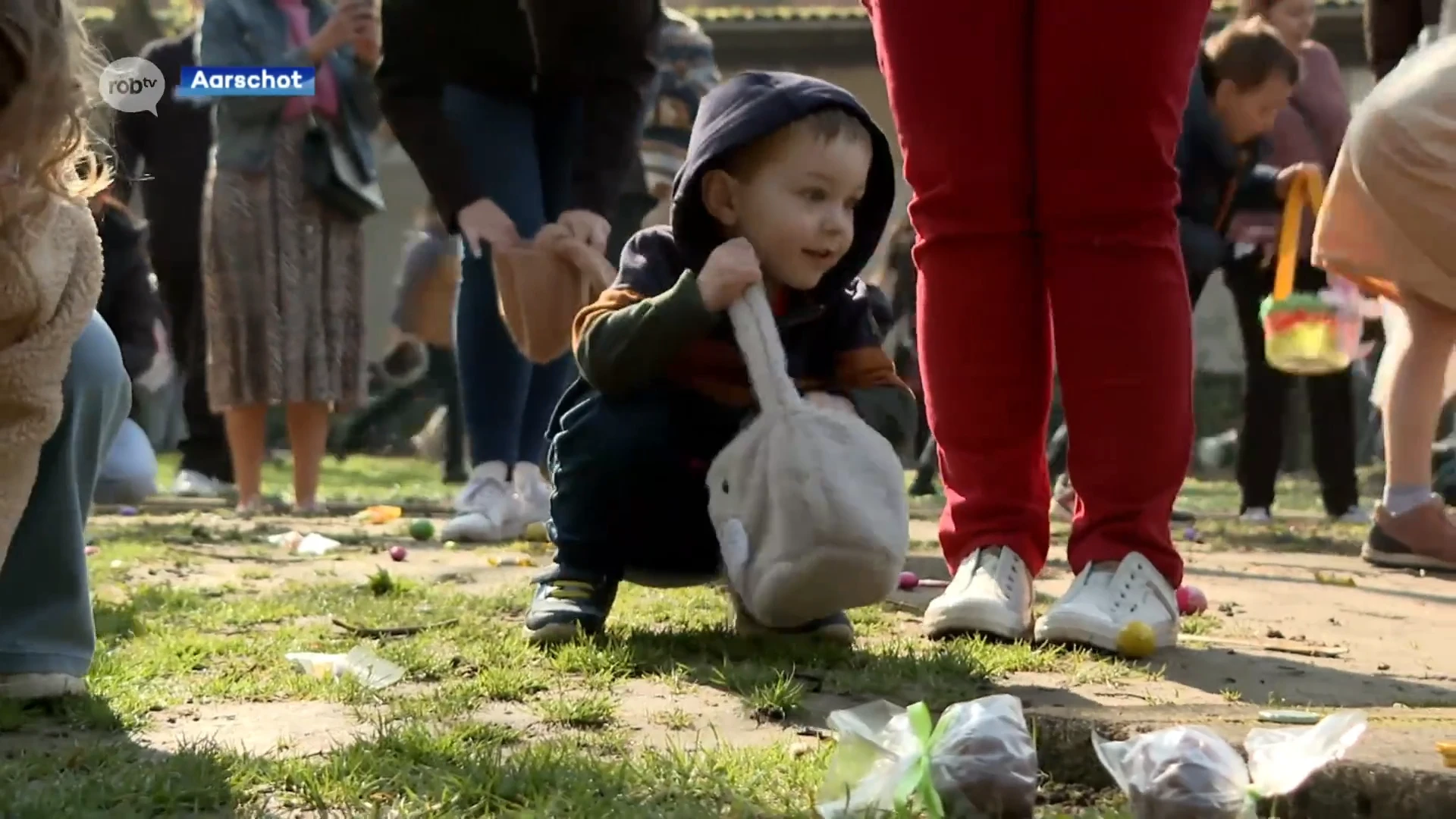 Het stadspark van Aarschot ligt vol paaseitjes: "Heel snel gelopen en veel eitjes opgeraapt"